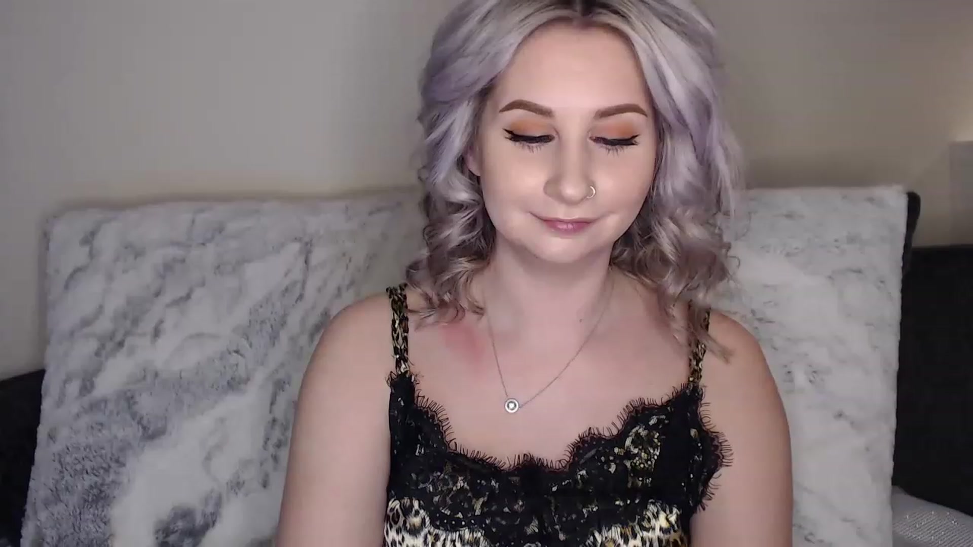 Gallery image thumbnail from See_EmilyPlay's myfreecams stream on, 04/21/2023, 01:58 image 14 of 20