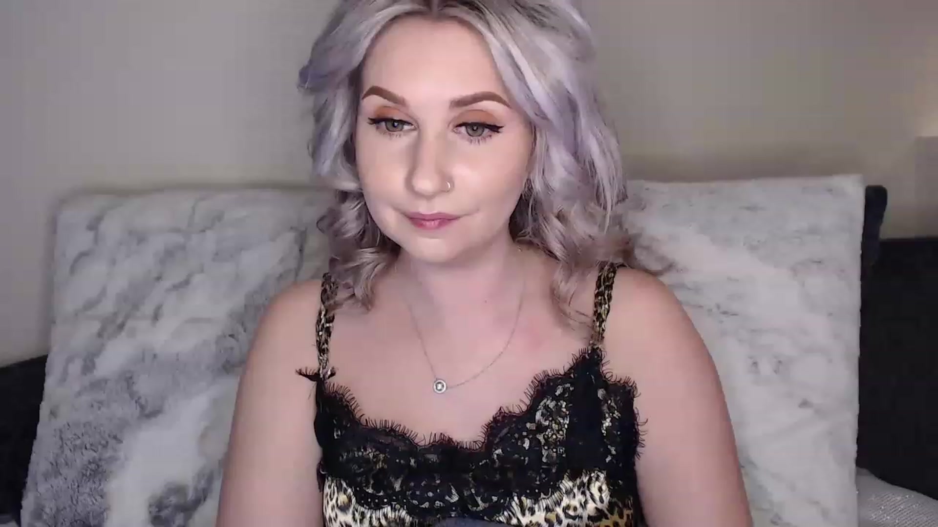 Gallery image thumbnail from See_EmilyPlay's myfreecams stream on, 04/21/2023, 01:58 image 7 of 20