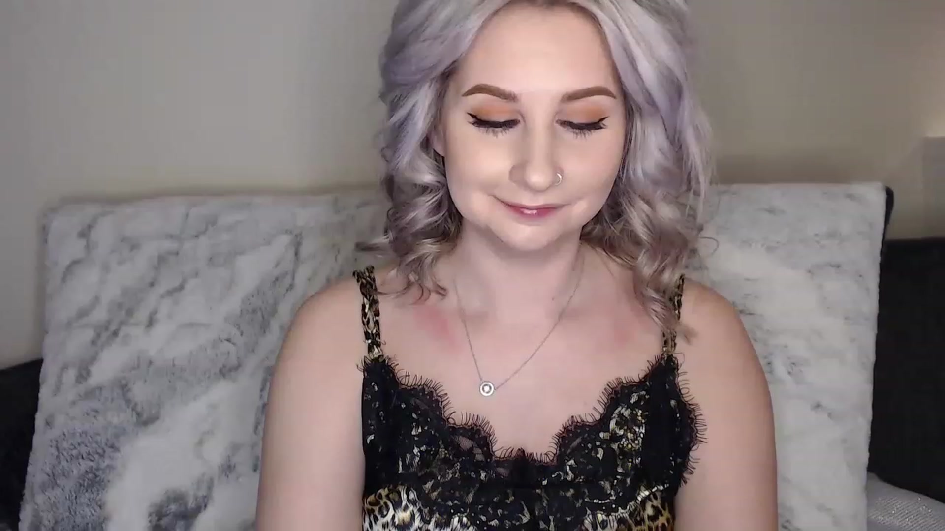 Gallery image thumbnail from See_EmilyPlay's myfreecams stream on, 04/21/2023, 01:58 image 15 of 20