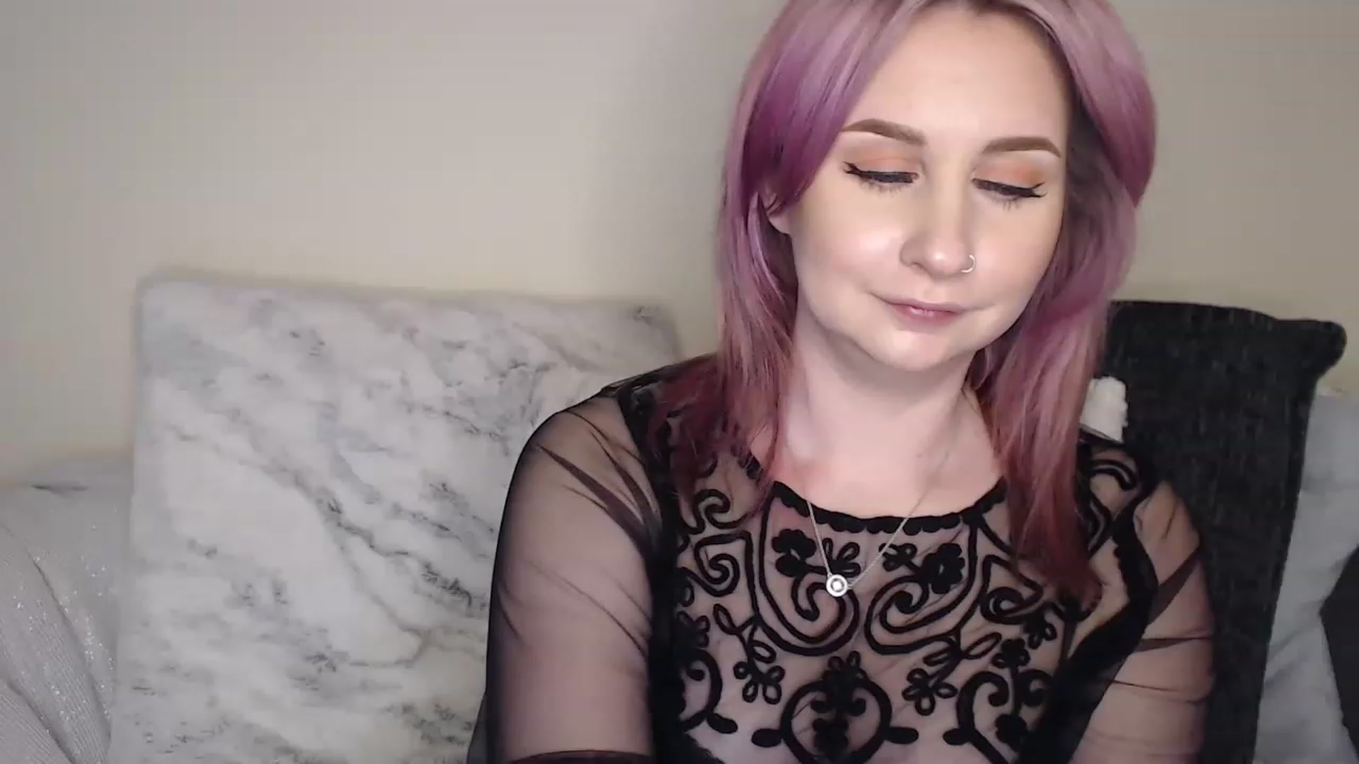 Gallery image thumbnail from See_EmilyPlay's myfreecams stream on, 05/08/2023, 01:52 image 7 of 20