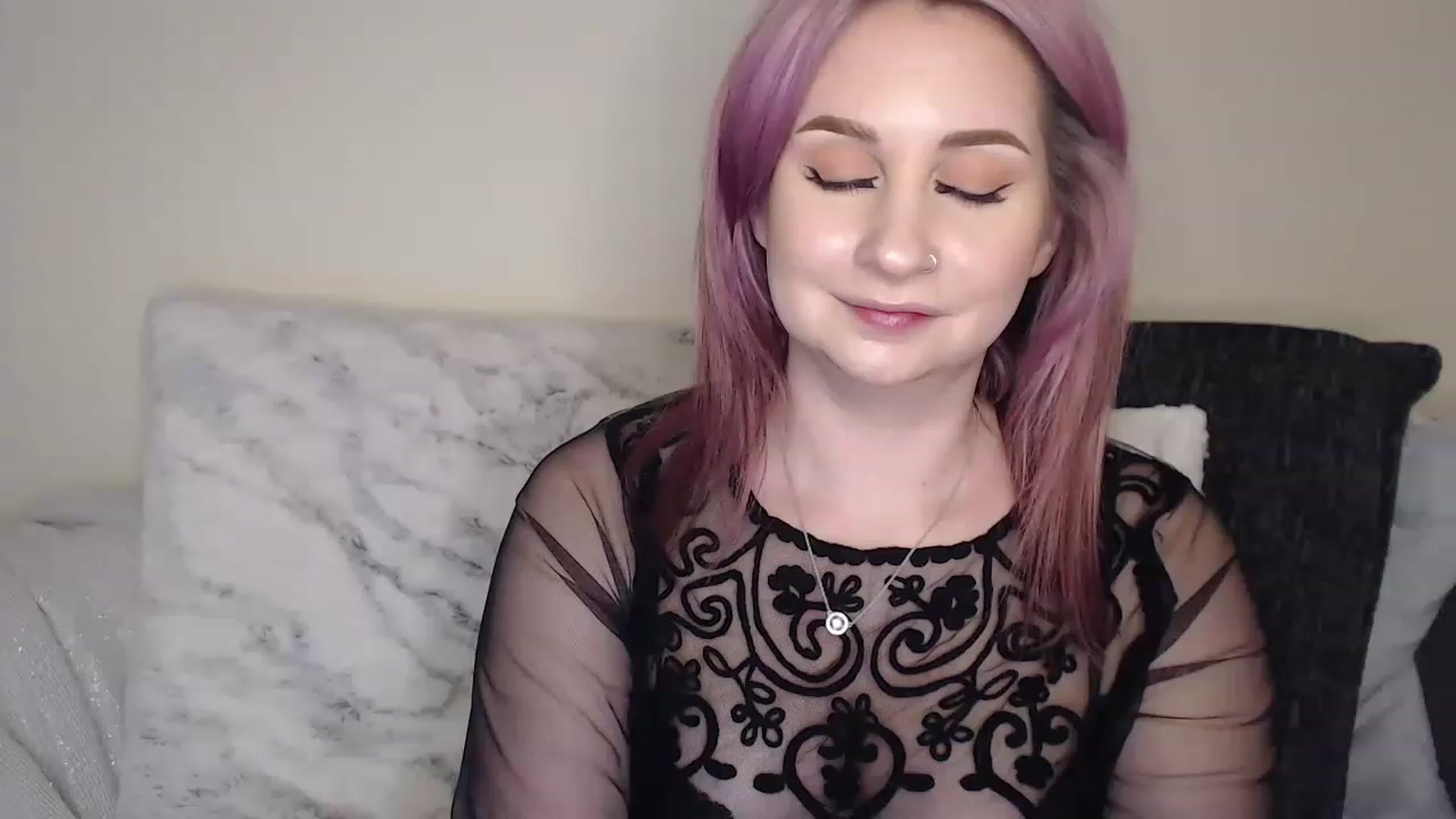 Gallery image thumbnail from See_EmilyPlay's myfreecams stream on, 05/08/2023, 01:52 image 4 of 20
