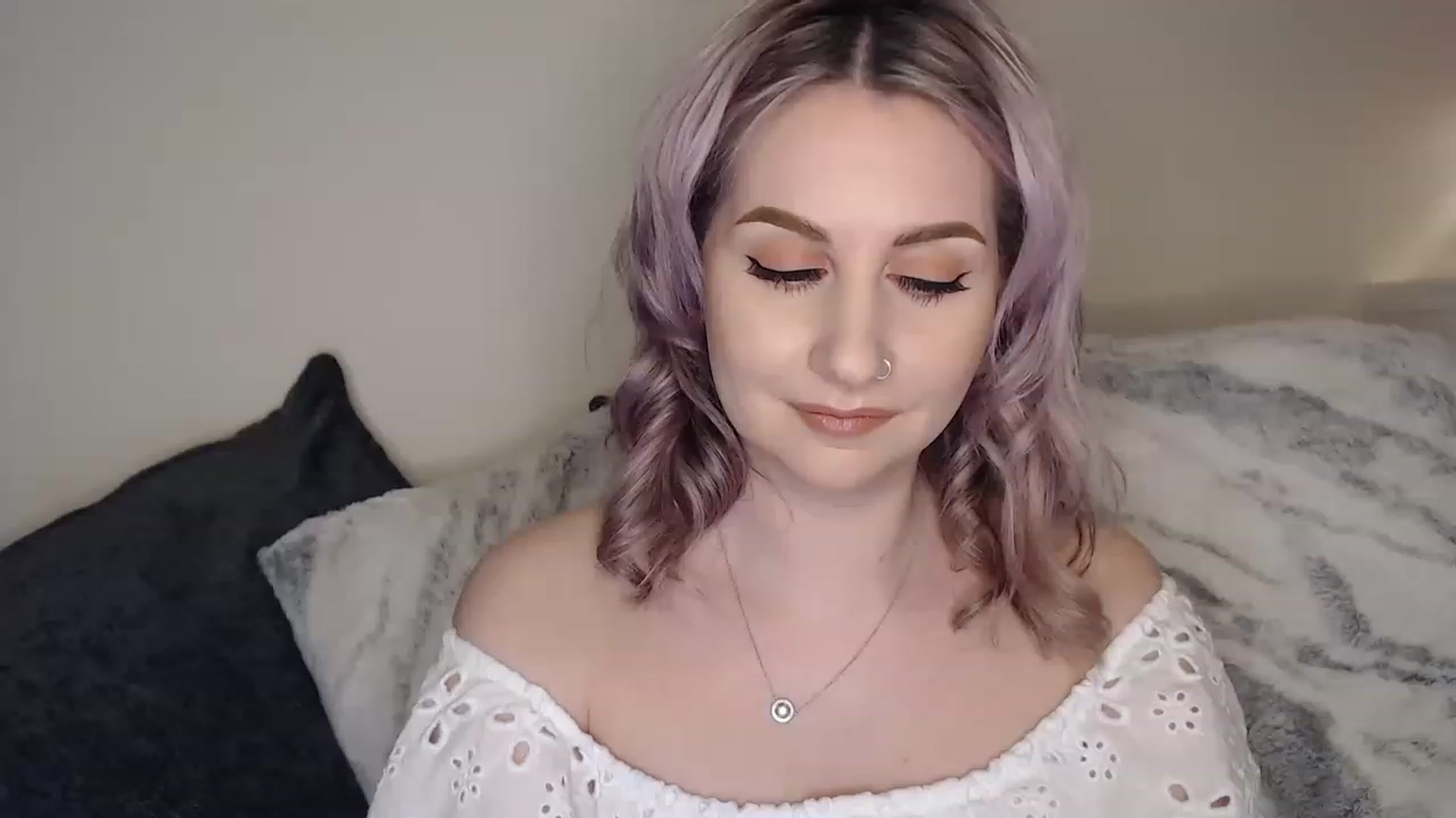 Gallery image thumbnail from See_EmilyPlay's myfreecams stream on, 05/12/2023, 02:12 image 8 of 20