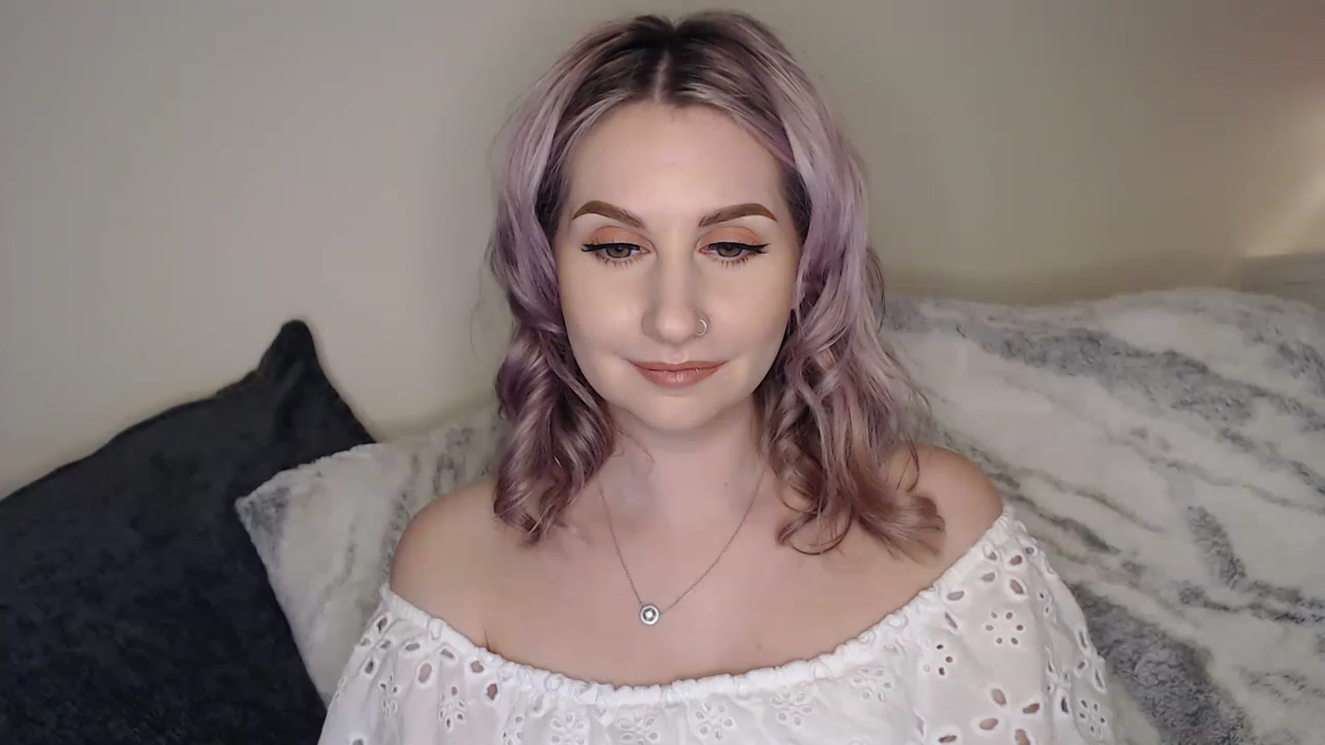 Gallery image thumbnail from See_EmilyPlay's myfreecams stream on, 05/12/2023, 02:12 image 4 of 20