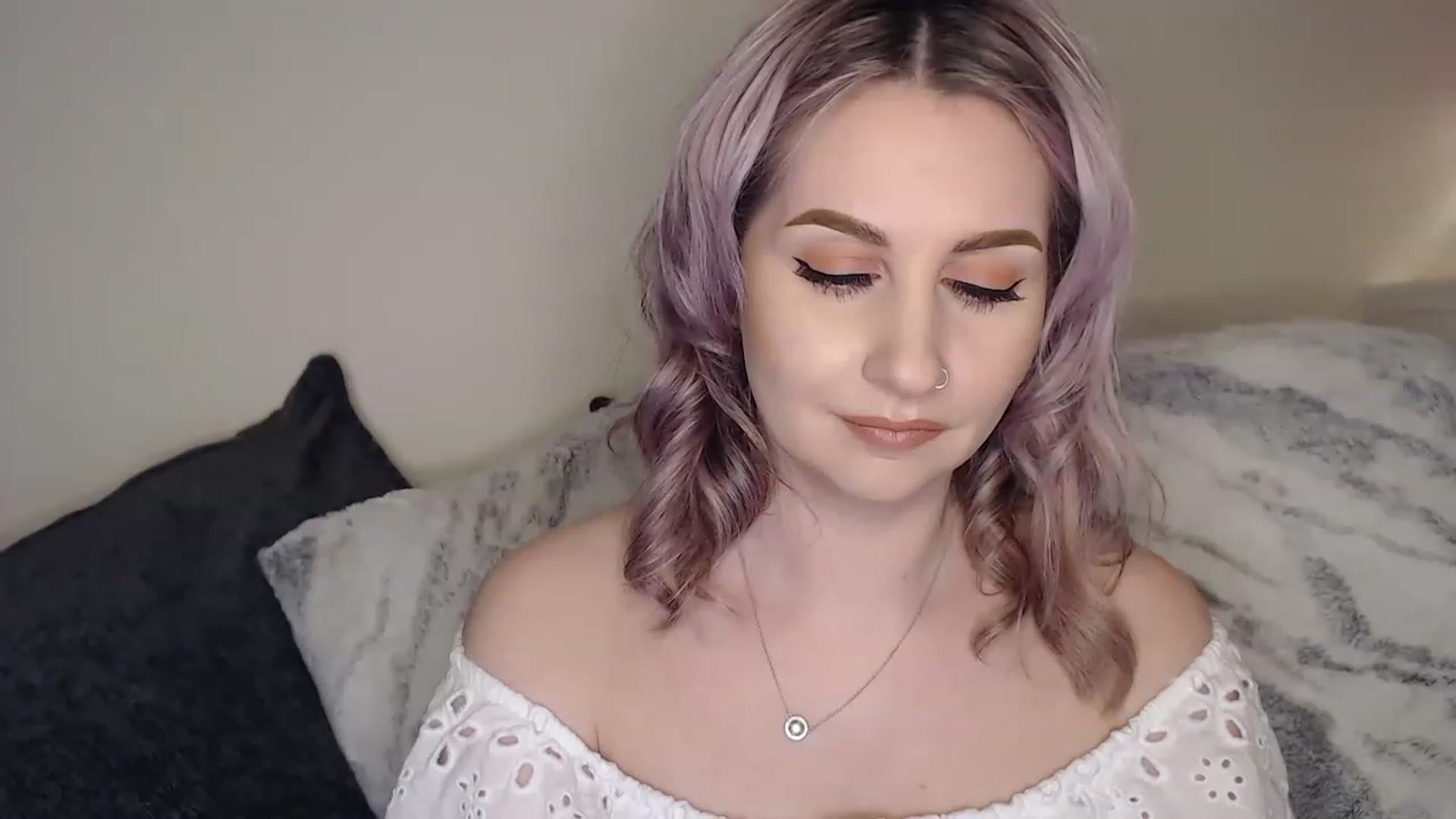 Gallery image thumbnail from See_EmilyPlay's myfreecams stream on, 05/12/2023, 02:12 image 10 of 20