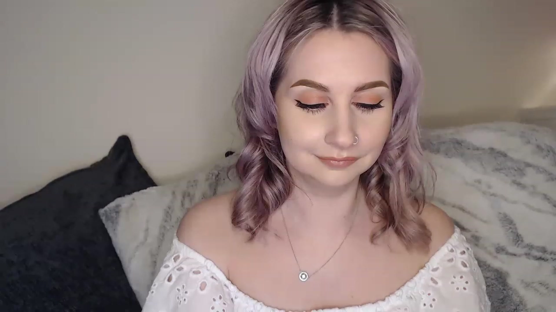 Gallery image thumbnail from See_EmilyPlay's myfreecams stream on, 05/12/2023, 02:12 image 9 of 20