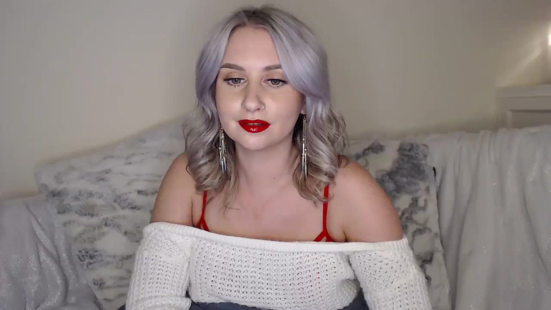 Gallery image thumbnail from See_EmilyPlay's myfreecams stream on, 08/26/2023, 02:31 image 14 of 20