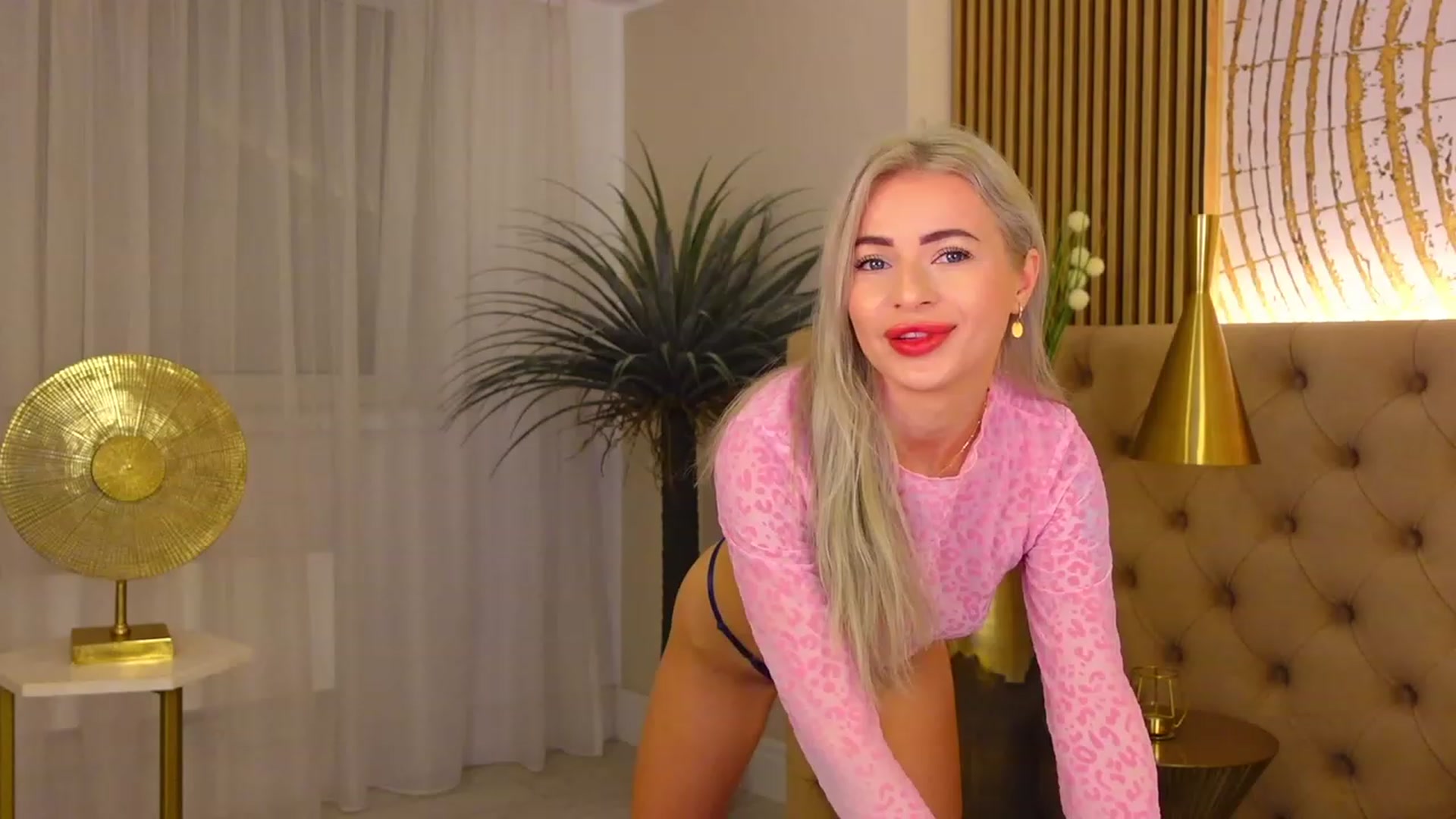 Gallery image thumbnail from SelenaBell's myfreecams stream on, 08/29/2023, 05:54 image 8 of 20