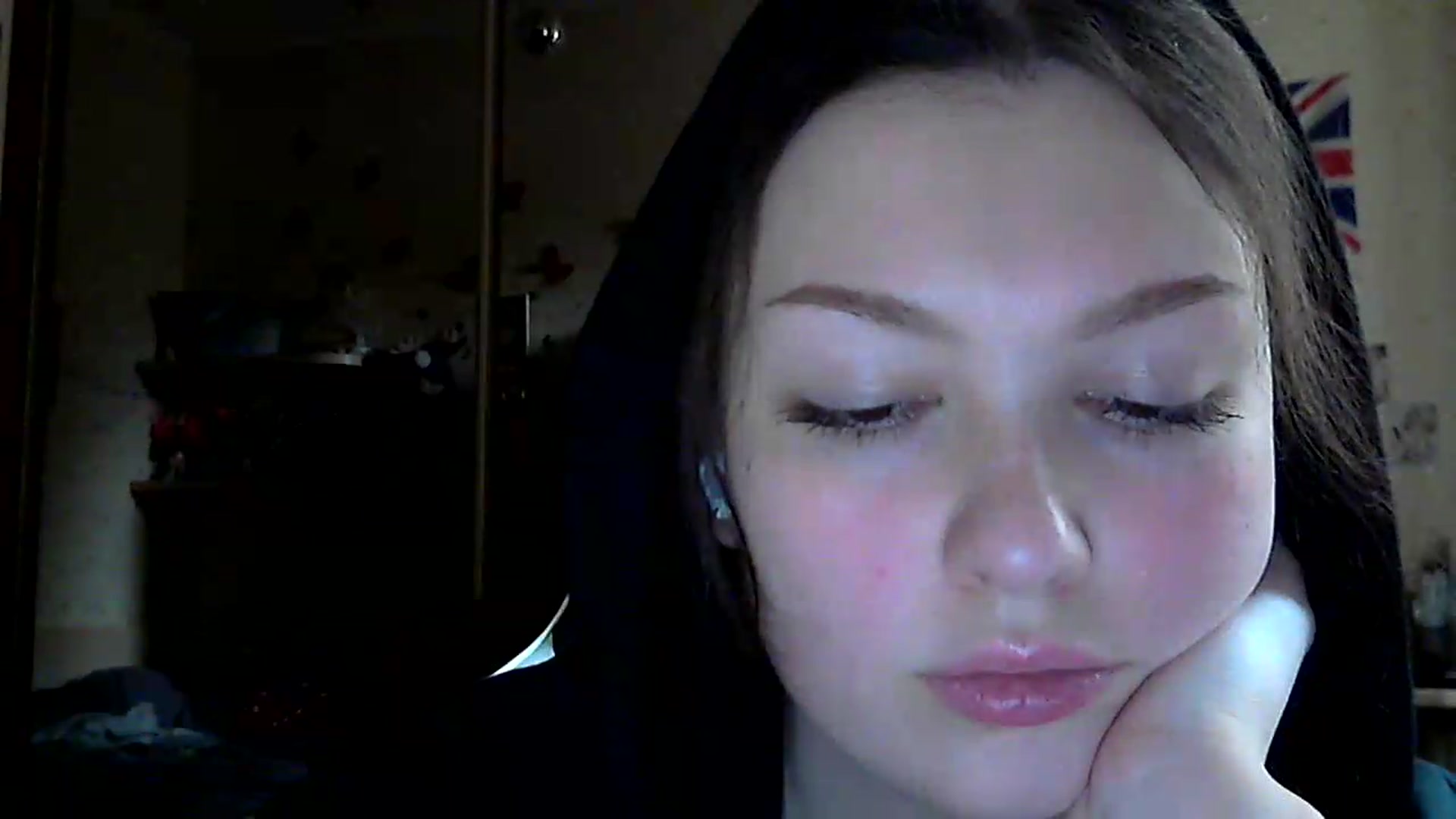 Gallery image thumbnail from SelenaKiss's myfreecams stream on, 05/12/2026, 14:04 image 4 of 20