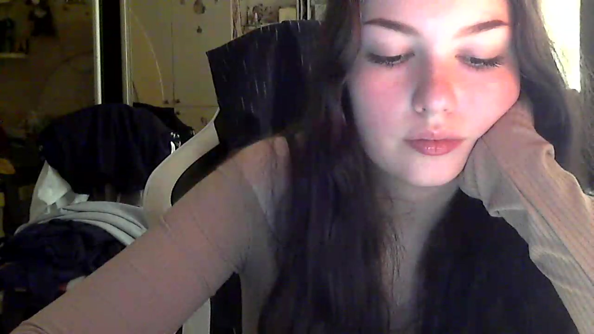 Gallery image thumbnail from SelenaKiss's myfreecams stream on, 05/22/2026, 14:00 image 4 of 20