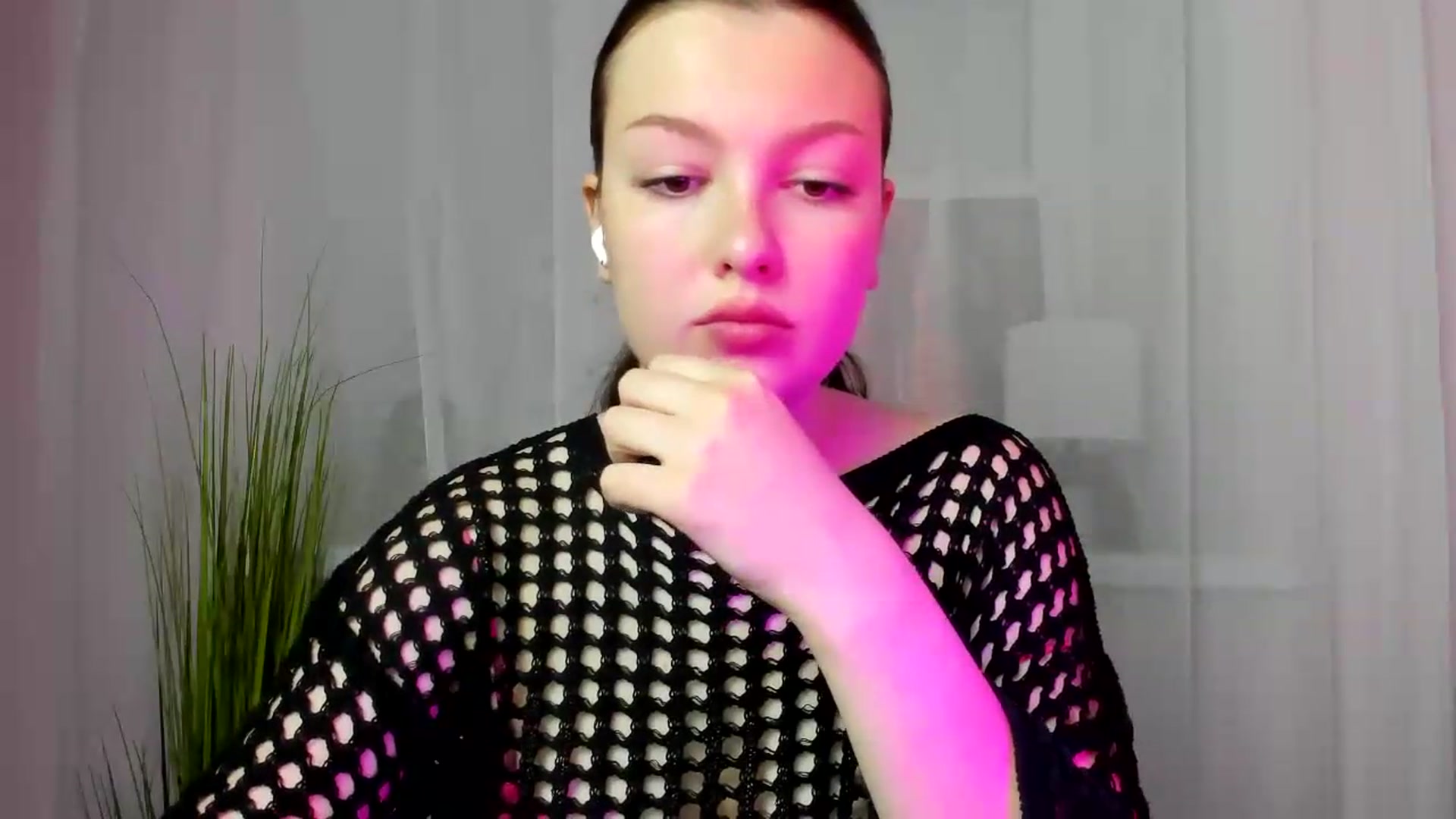 Gallery image thumbnail from SelenaKiss's myfreecams stream on, 06/08/2026, 15:06 image 3 of 20
