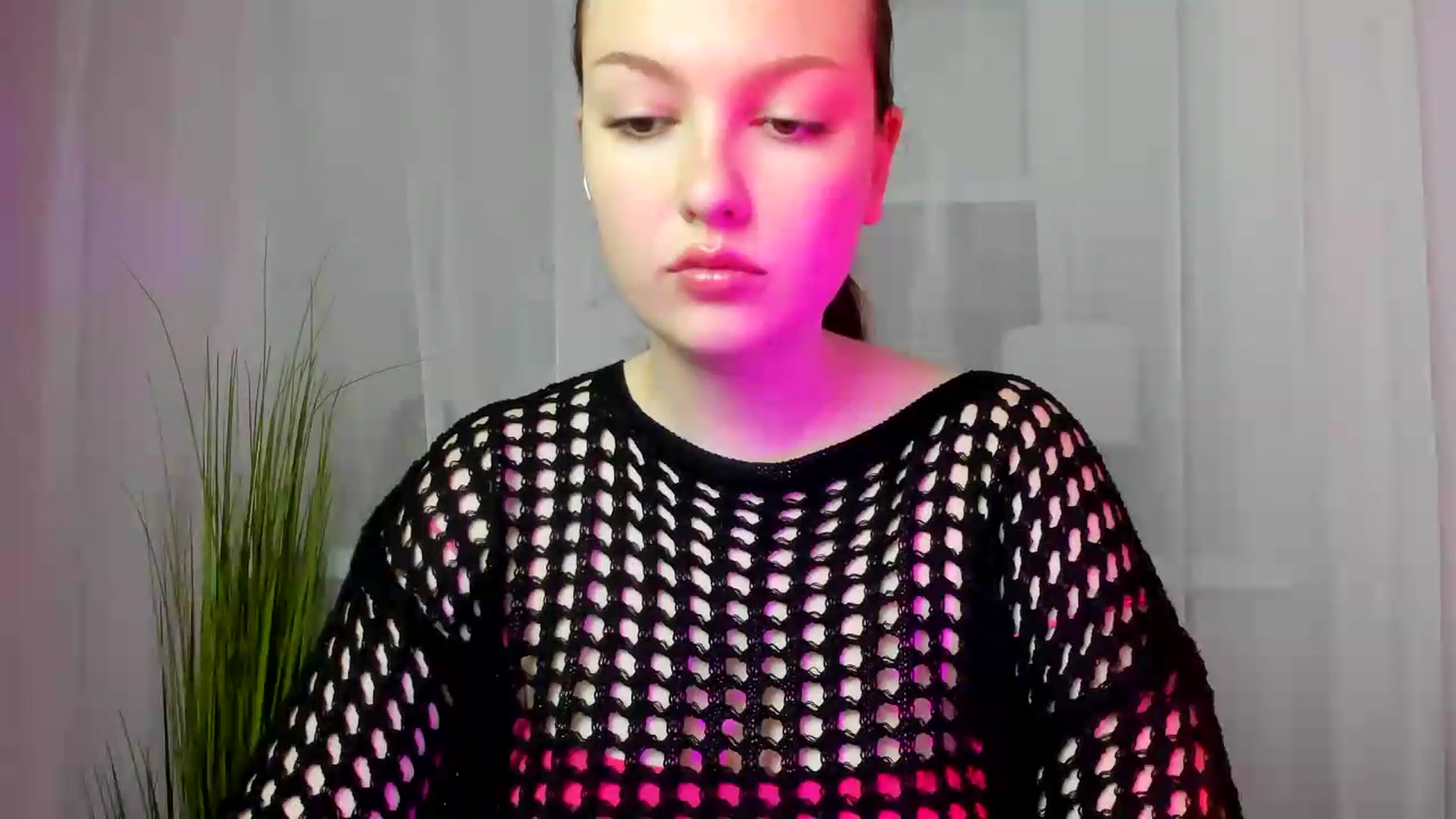Gallery image thumbnail from SelenaKiss's myfreecams stream on, 06/08/2026, 15:06 image 18 of 20