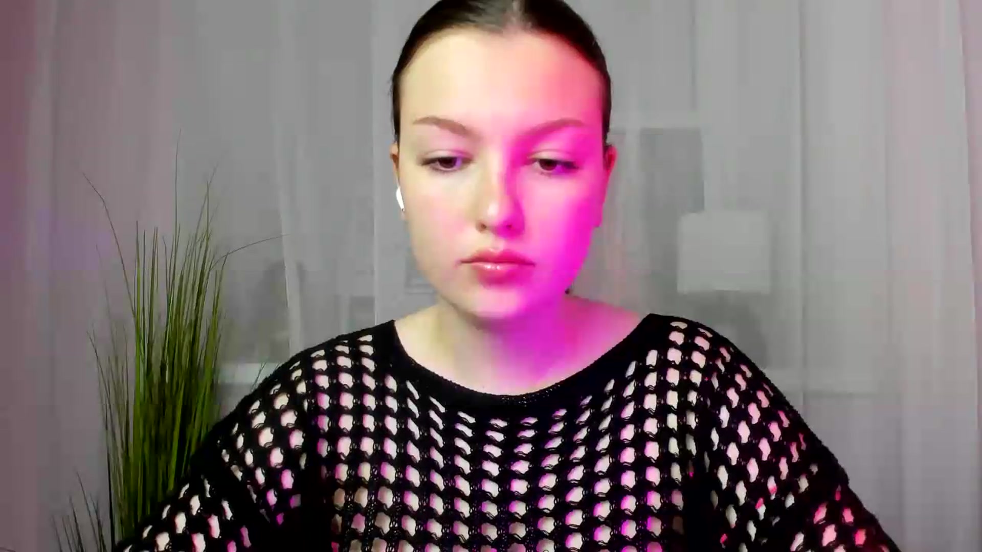 Gallery image thumbnail from SelenaKiss's myfreecams stream on, 06/08/2026, 15:06 image 12 of 20