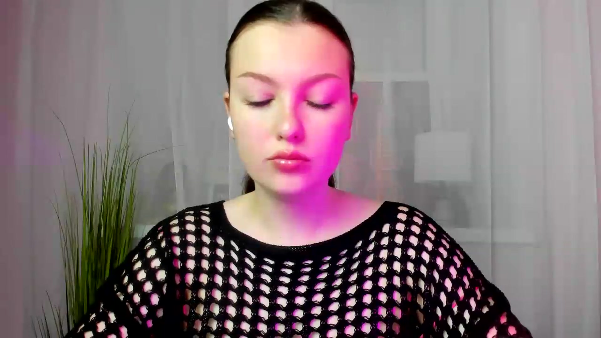 Gallery image thumbnail from SelenaKiss's myfreecams stream on, 06/08/2026, 15:06 image 6 of 20
