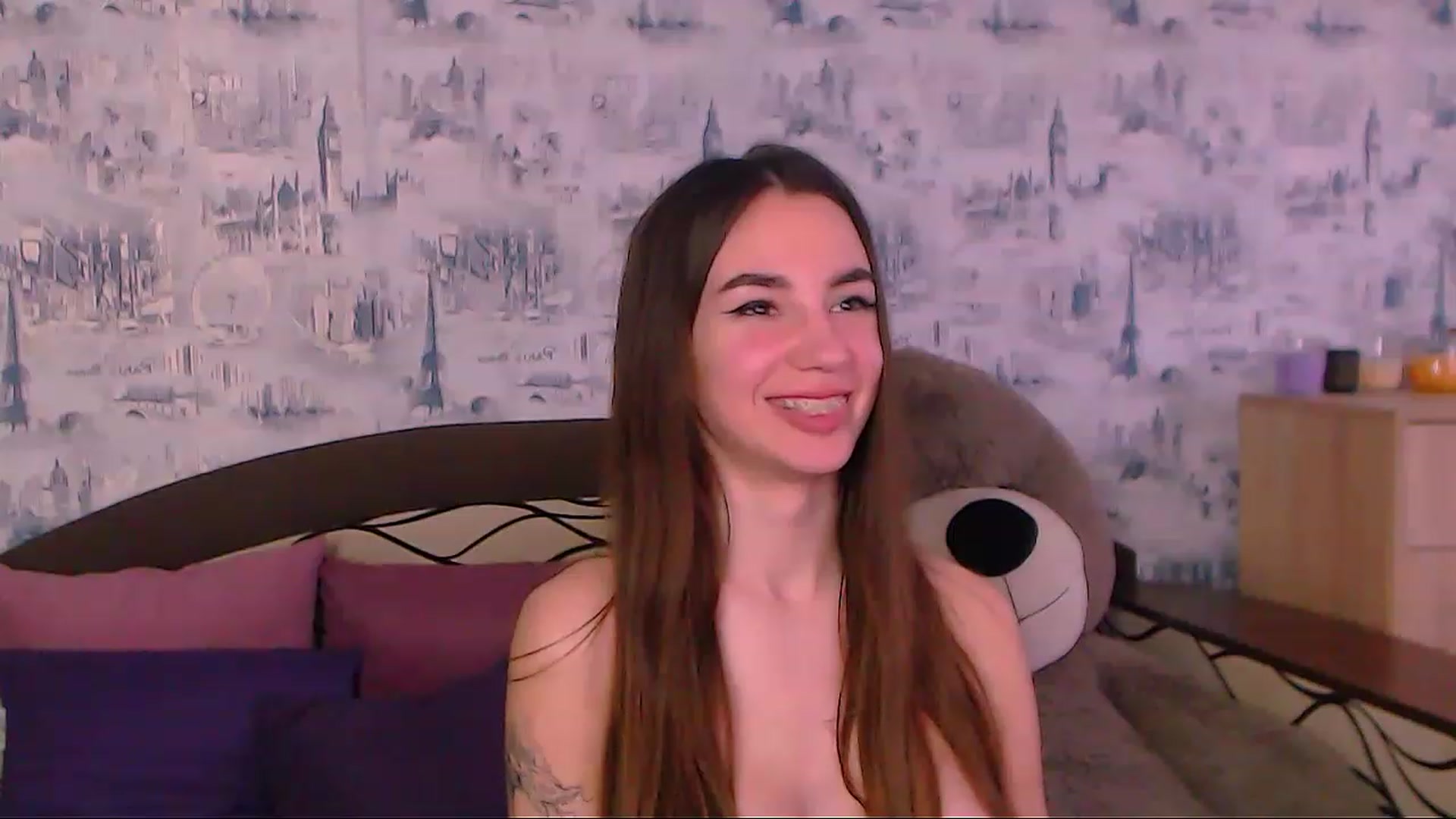 Gallery image thumbnail from SelenaLo's myfreecams stream on, 04/22/2023, 14:37 image 7 of 20
