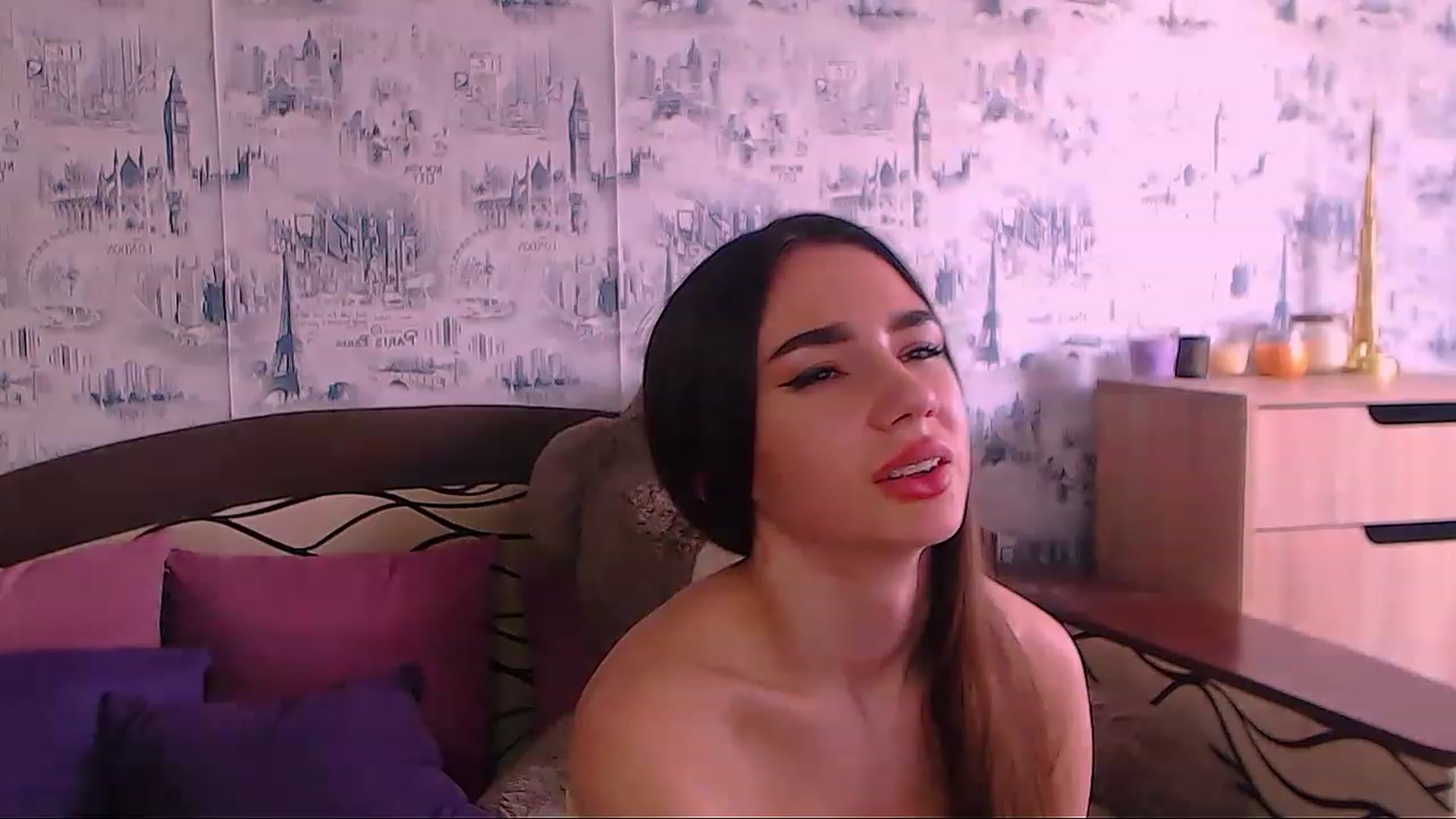 Gallery image thumbnail from SelenaLo's myfreecams stream on, 04/23/2023, 14:04 image 19 of 20