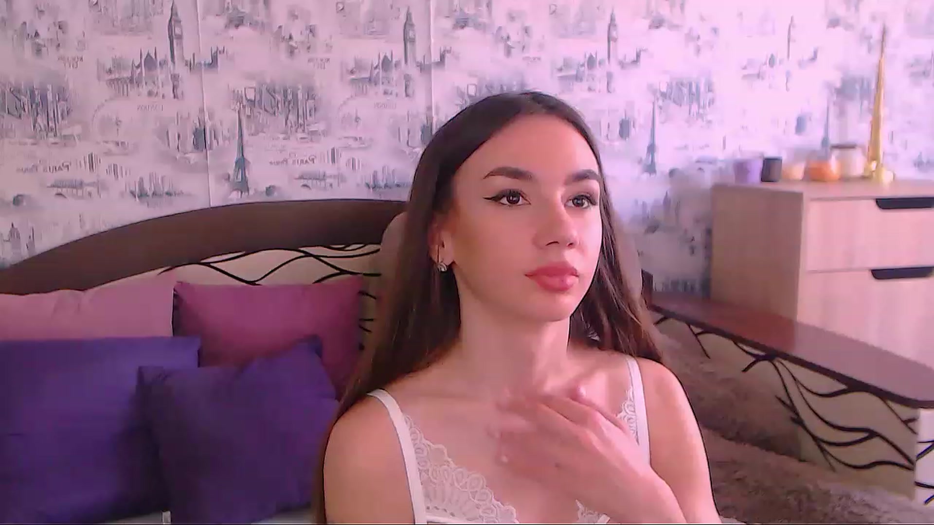 Gallery image thumbnail from SelenaLo's myfreecams stream on, 04/24/2023, 09:14 image 5 of 20