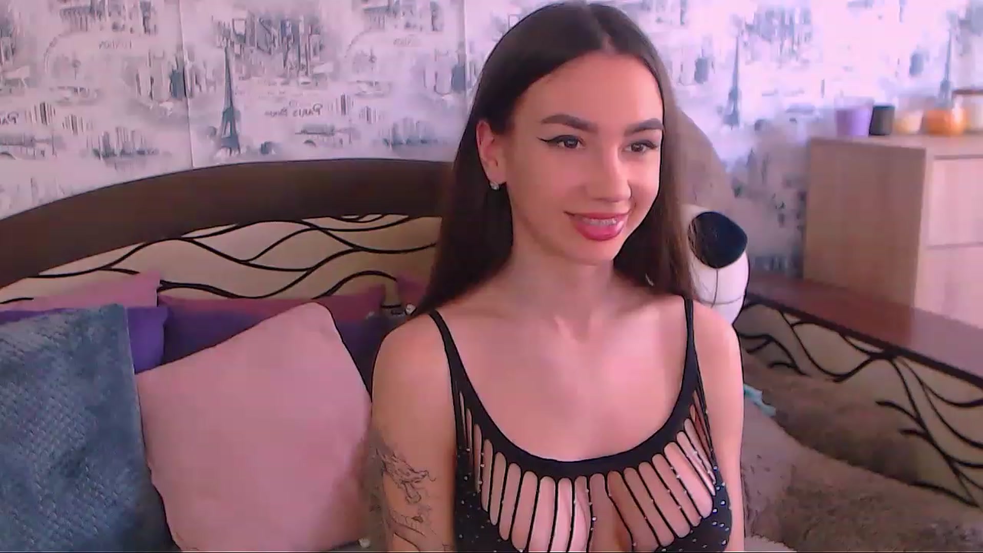 Gallery image thumbnail from SelenaLo's myfreecams stream on, 05/03/2023, 11:09 image 5 of 20