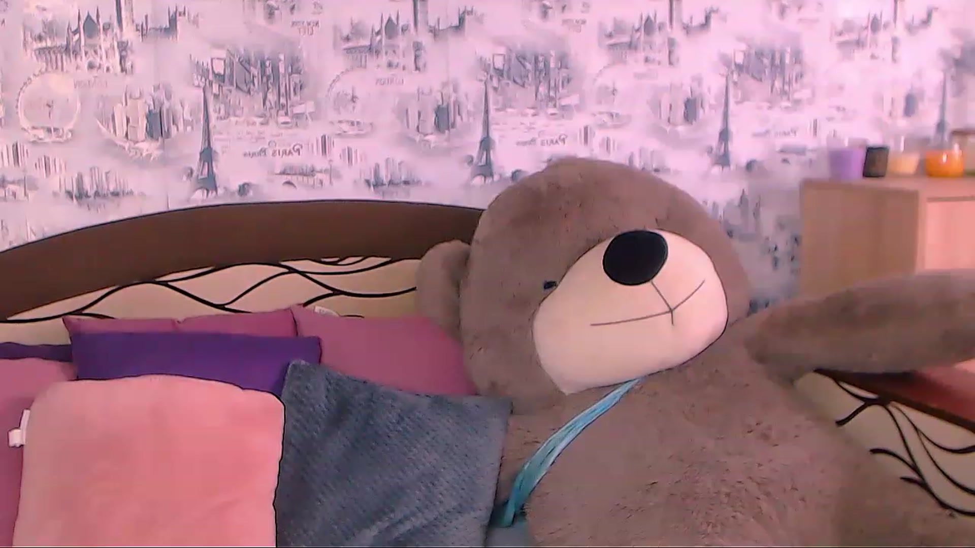 Gallery image thumbnail from SelenaLo's myfreecams stream on, 05/19/2023, 13:32 image 12 of 20