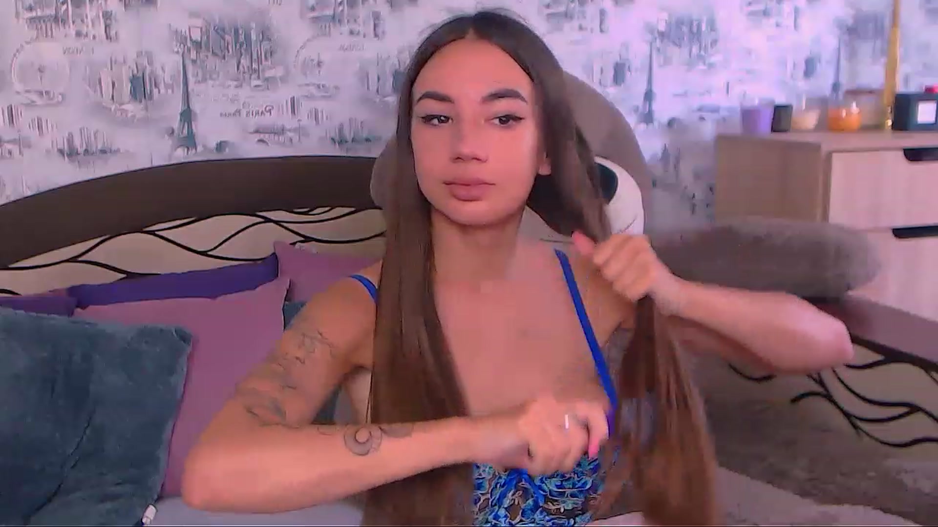 Gallery image thumbnail from SelenaLo's myfreecams stream on, 06/19/2023, 11:32 image 14 of 20
