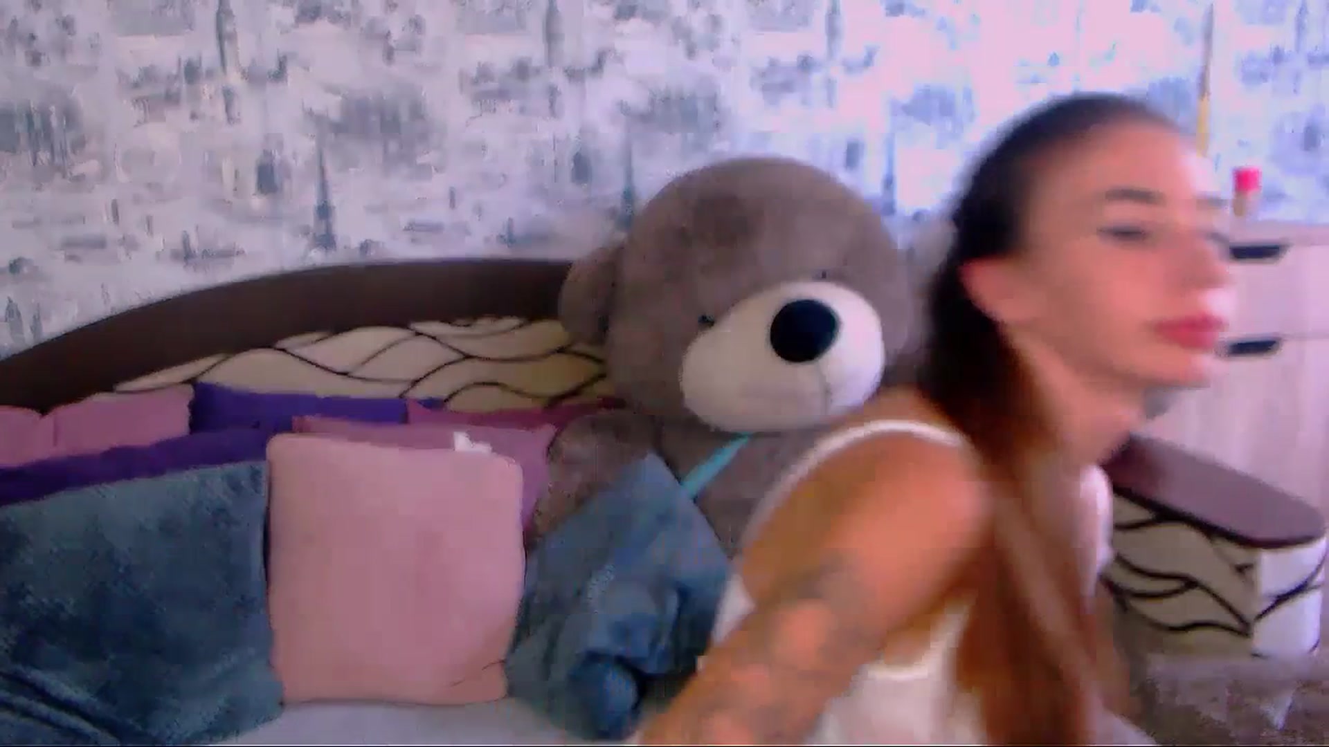 Gallery image thumbnail from SelenaLo's myfreecams stream on, 07/19/2023, 11:43 image 7 of 20