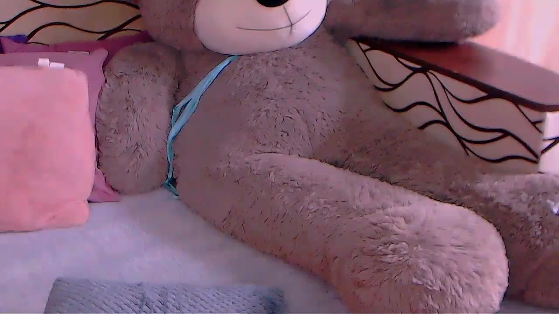 Gallery image thumbnail from SelenaLo's myfreecams stream on, 07/20/2023, 05:53 image 19 of 20