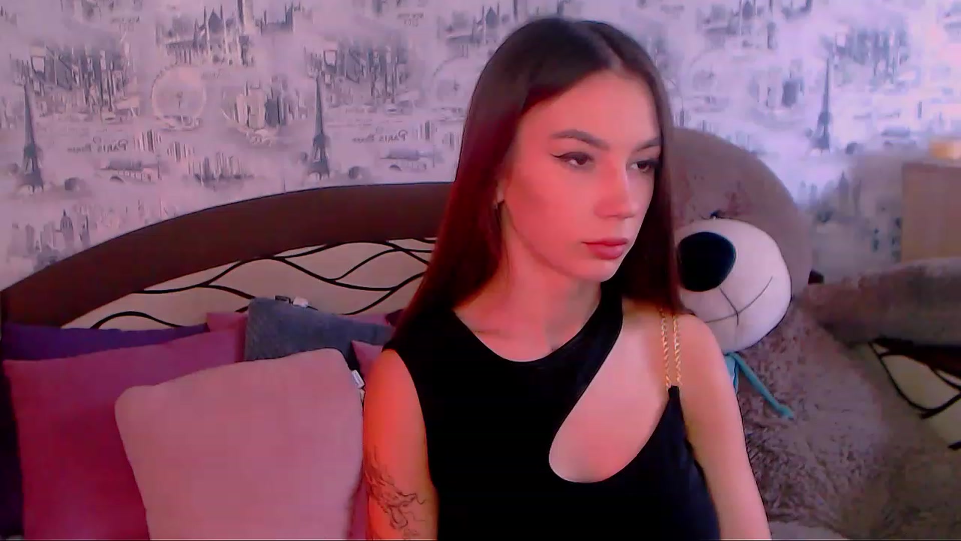 Gallery image thumbnail from SelenaLo's myfreecams stream on, 07/31/2023, 04:00 image 17 of 20
