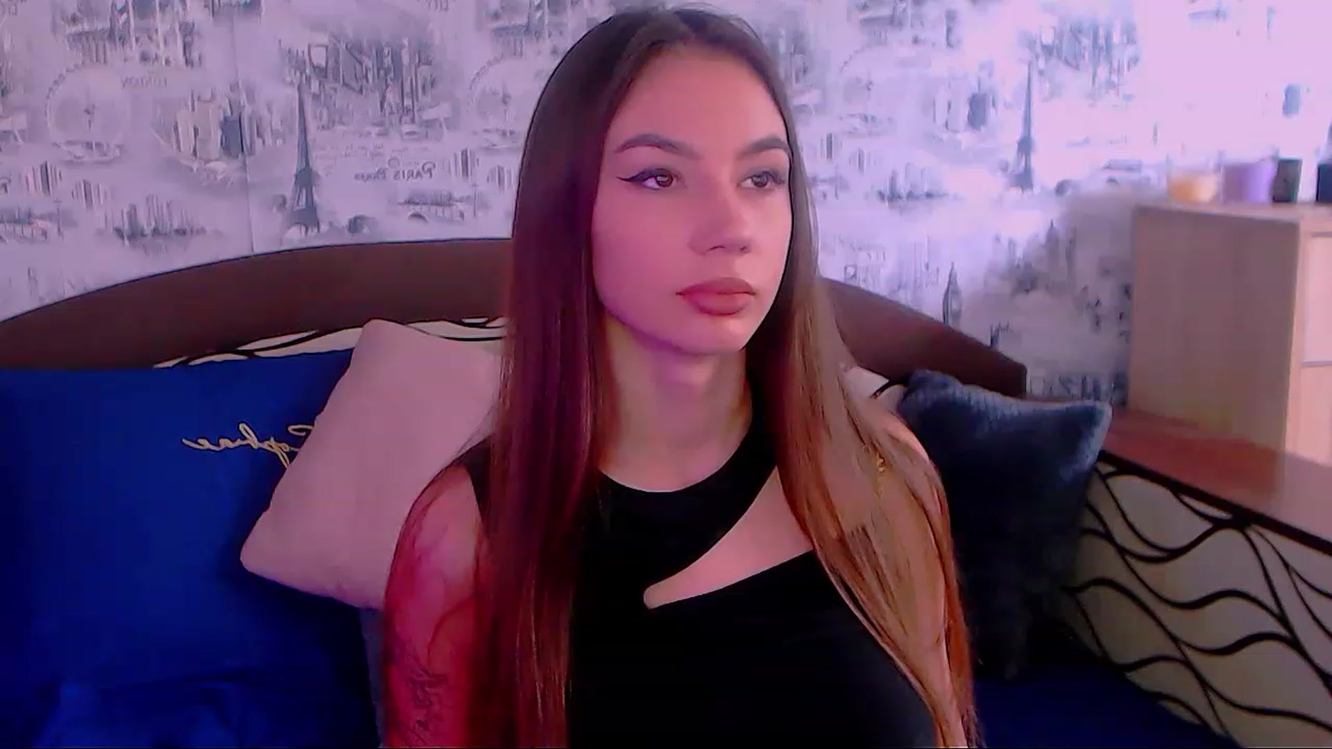Gallery image thumbnail from SelenaLo's myfreecams stream on, 07/31/2023, 06:46 image 10 of 20