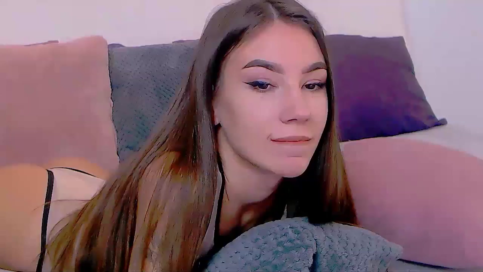 Gallery image thumbnail from SelenaLo's myfreecams stream on, 11/04/2023, 08:52 image 1 of 20