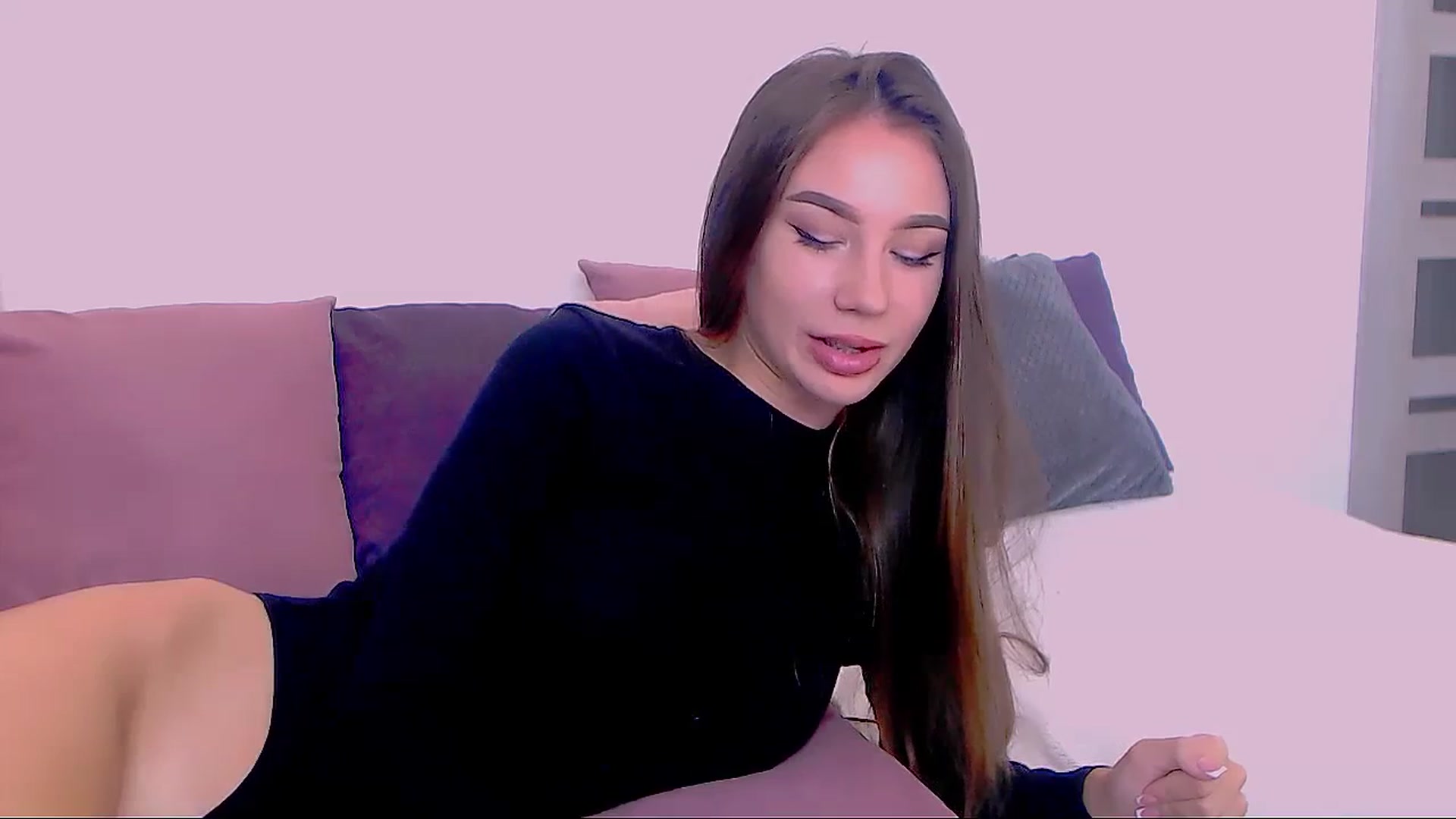 Gallery image thumbnail from SelenaLo's myfreecams stream on, 11/13/2023, 07:22 image 5 of 20