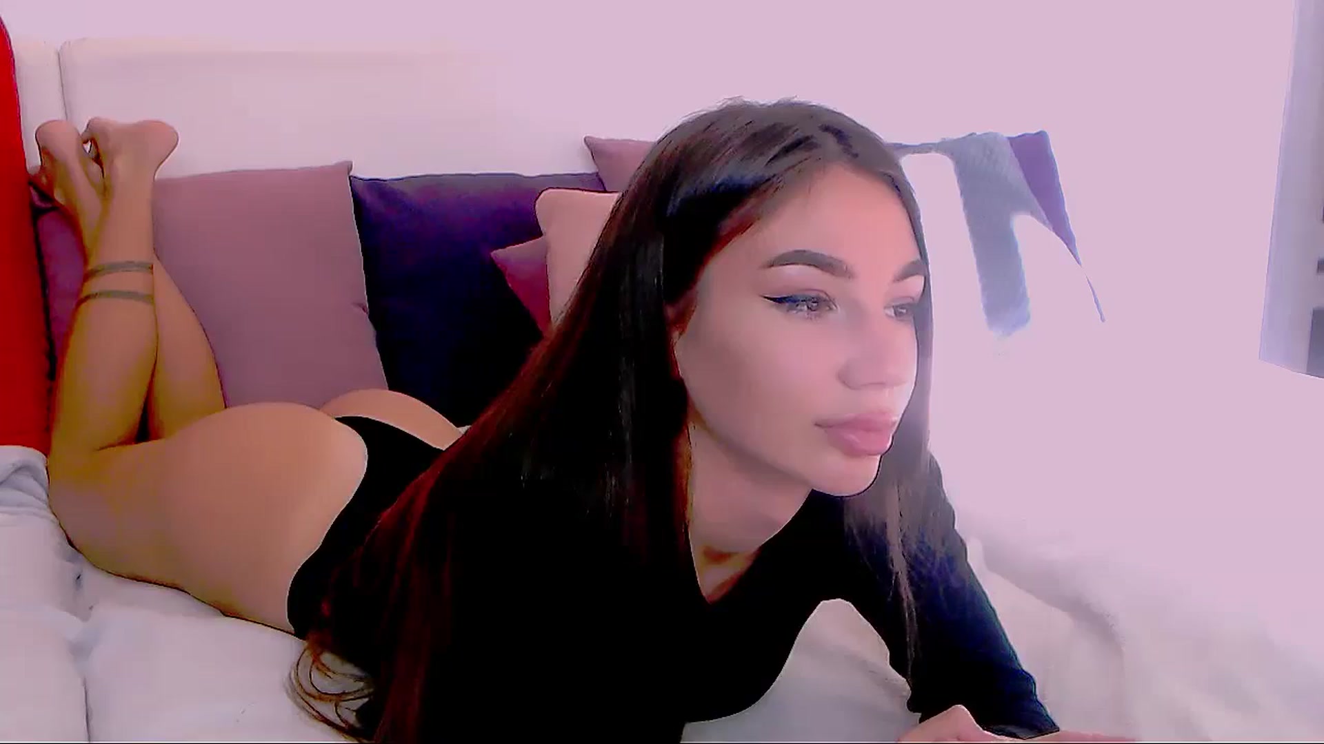 Gallery image thumbnail from SelenaLo's myfreecams stream on, 11/13/2023, 10:34 image 11 of 20