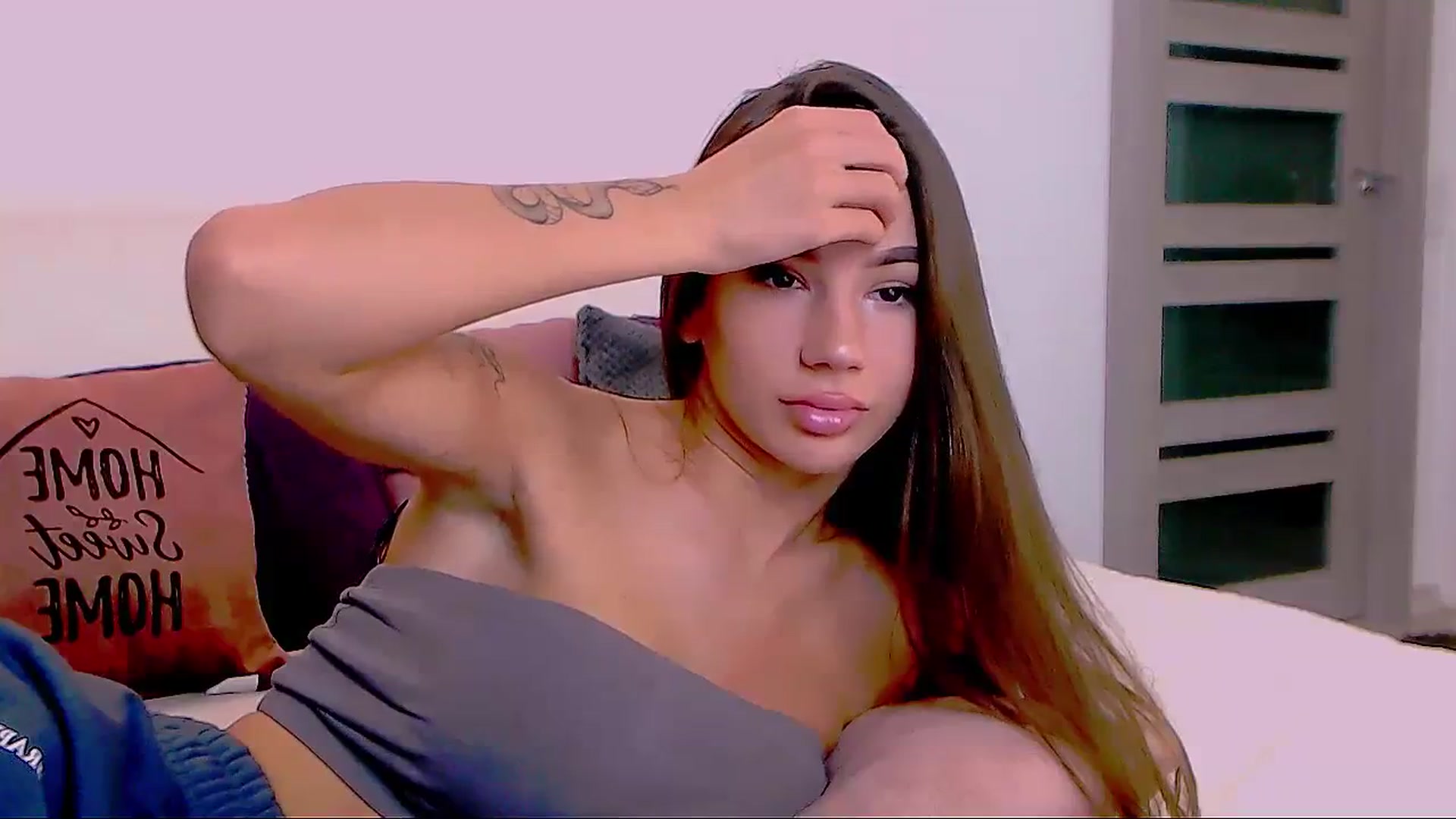 Gallery image thumbnail from SelenaLo's myfreecams stream on, 11/15/2023, 11:18 image 20 of 20