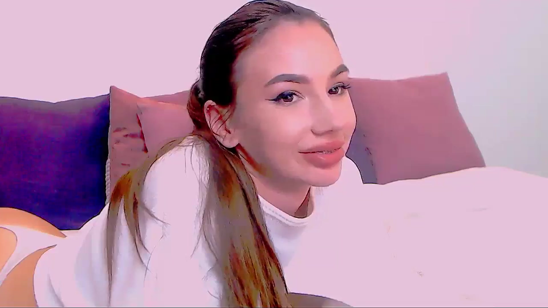Gallery image thumbnail from SelenaLo's myfreecams stream on, 11/24/2023, 17:45 image 15 of 20