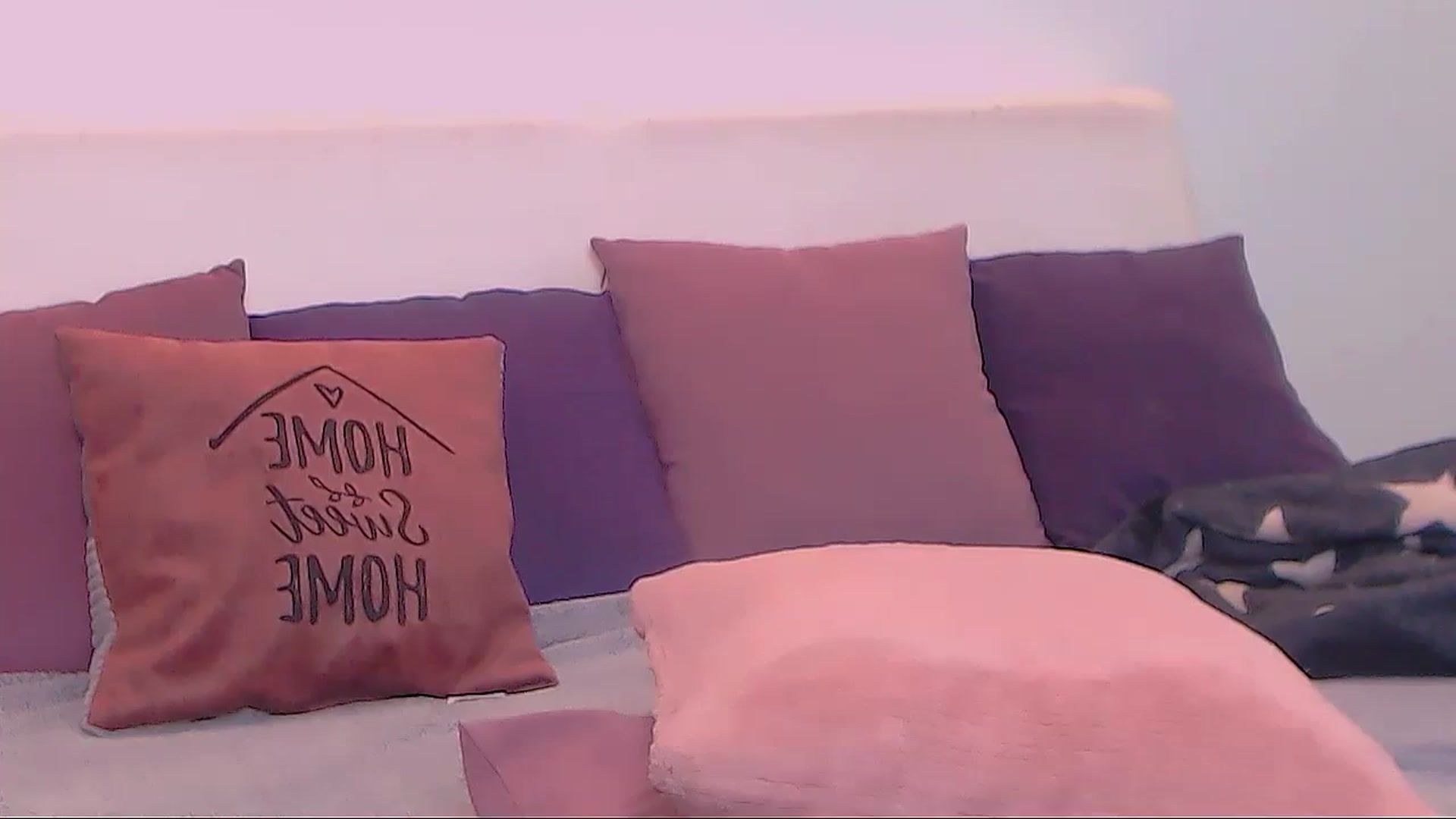 Gallery image thumbnail from SelenaLo's myfreecams stream on, 12/01/2023, 12:28 image 6 of 20
