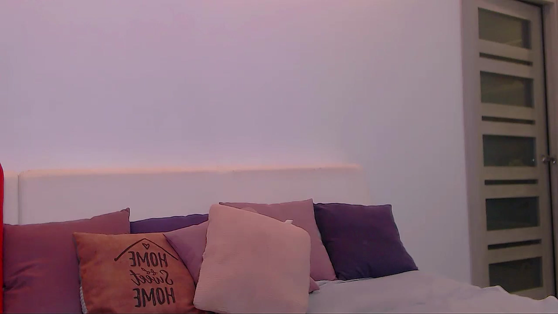 Gallery image thumbnail from SelenaLo's myfreecams stream on, 12/02/2023, 12:18 image 15 of 20