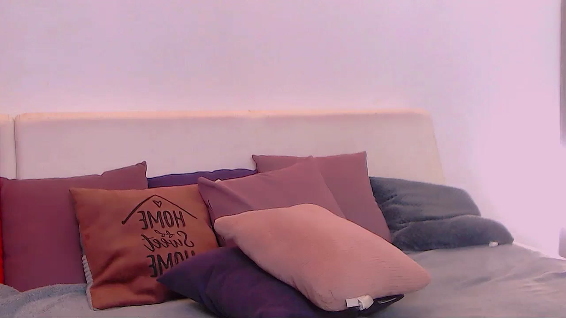 Gallery image thumbnail from SelenaLo's myfreecams stream on, 12/03/2023, 09:48 image 8 of 20