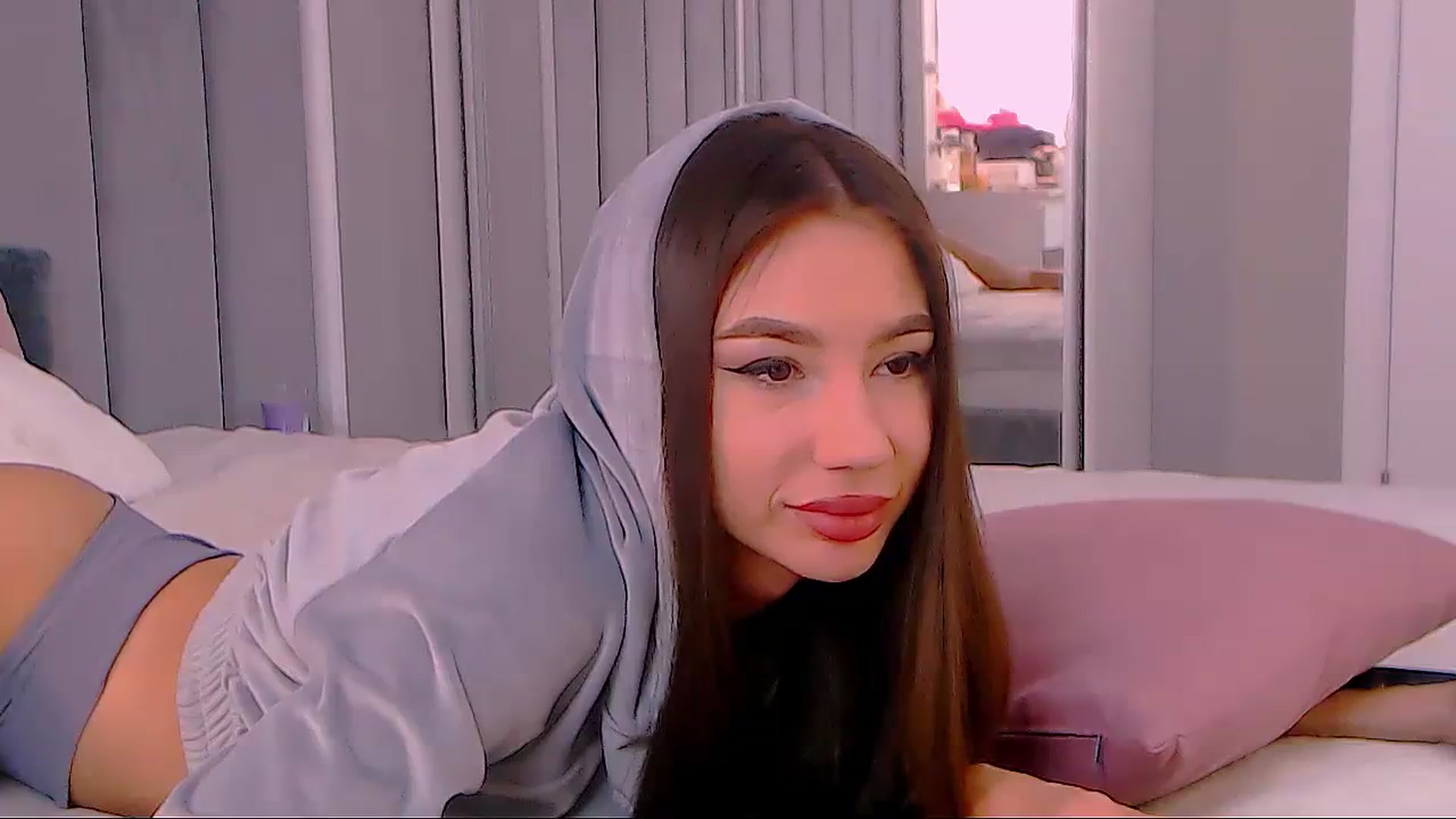 Gallery image thumbnail from SelenaLo's myfreecams stream on, 02/23/2024, 12:15 image 7 of 20