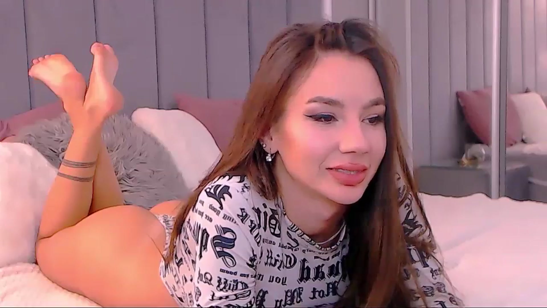 Gallery image thumbnail from SelenaLo's myfreecams stream on, 04/05/2024, 12:14 image 20 of 20