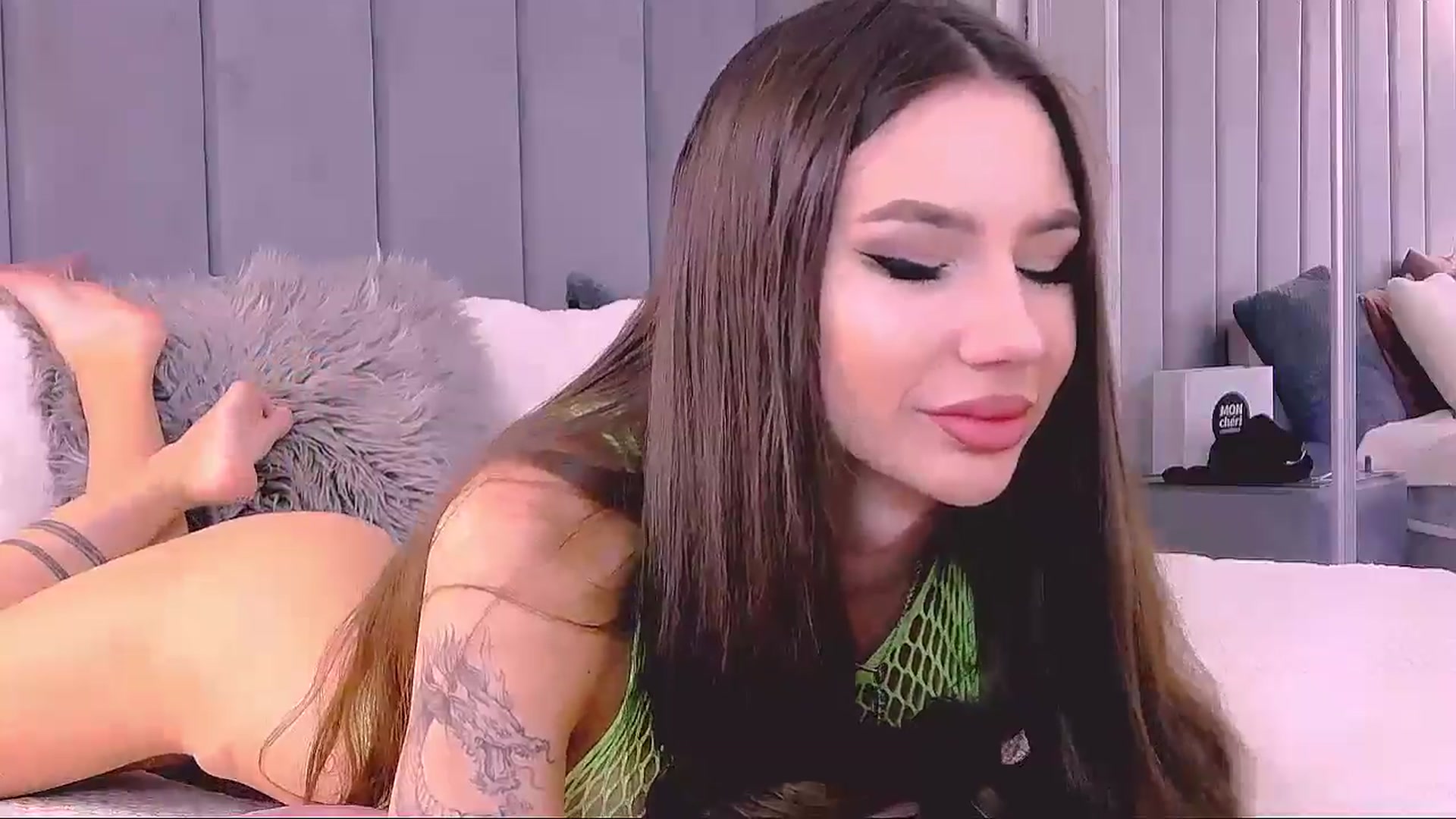 Gallery image thumbnail from SelenaLo's myfreecams stream on, 05/09/2024, 08:19 image 2 of 20