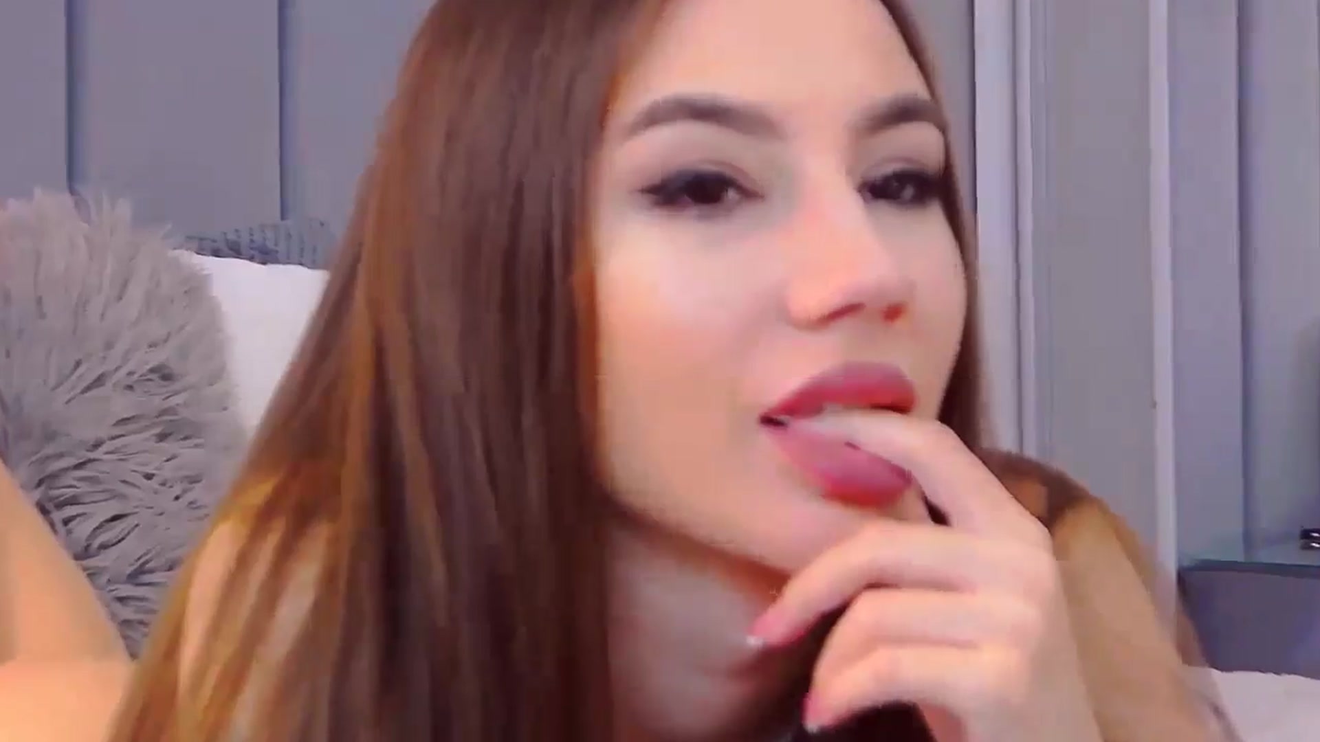 Gallery image thumbnail from SelenaLo's myfreecams stream on, 05/20/2024, 07:26 image 18 of 20
