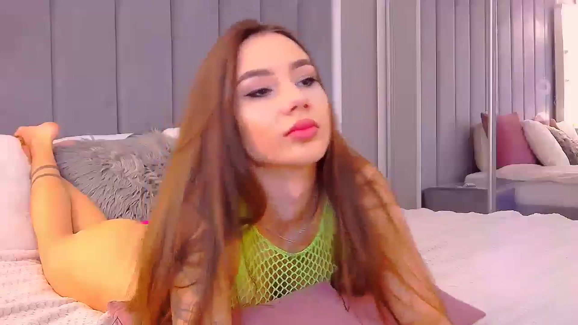 Gallery image thumbnail from SelenaLo's myfreecams stream on, 06/04/2024, 06:45 image 18 of 20