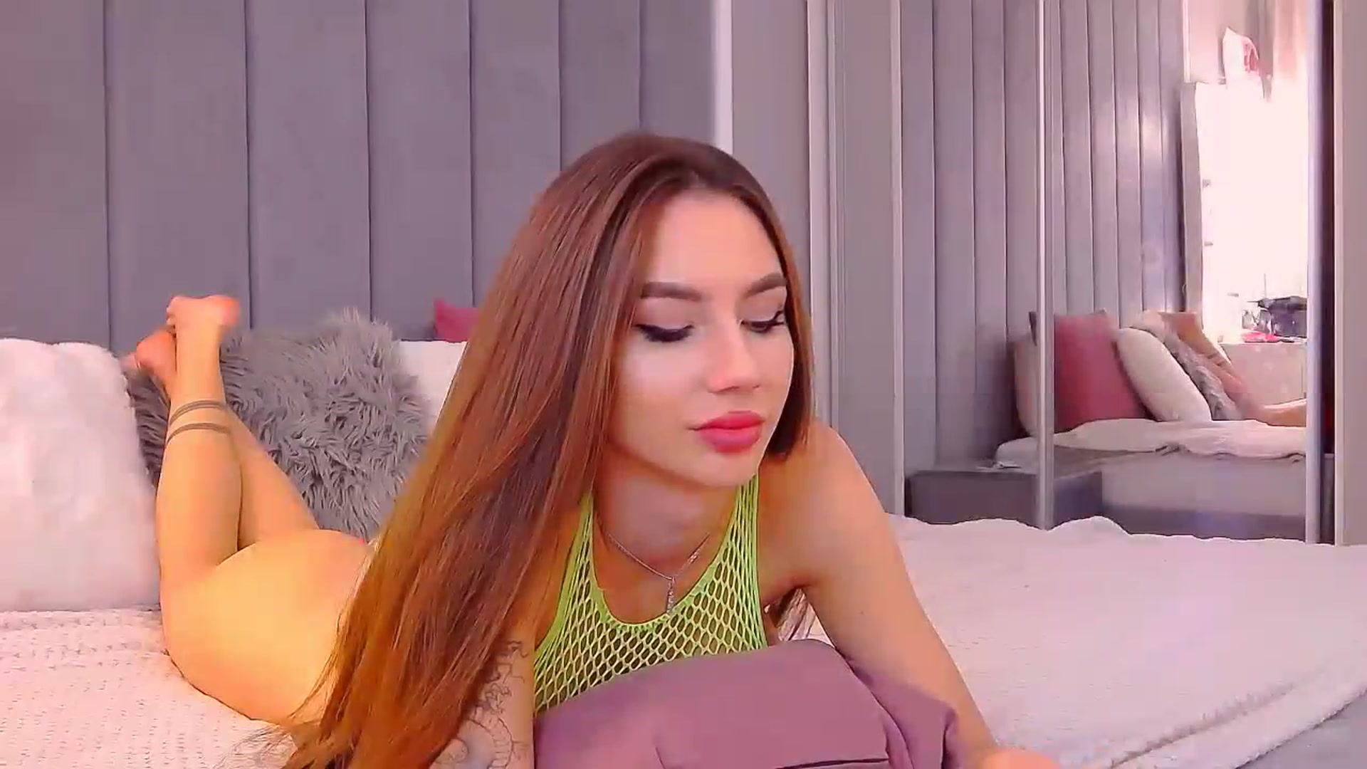 Gallery image thumbnail from SelenaLo's myfreecams stream on, 06/04/2024, 08:33 image 8 of 20