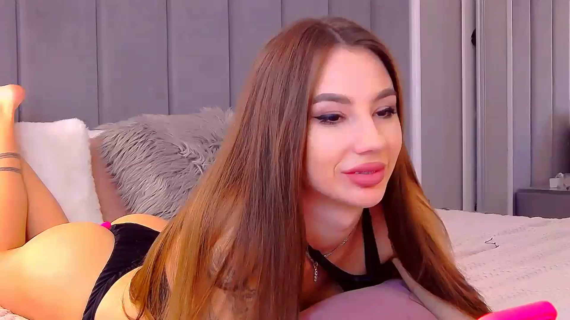 Gallery image thumbnail from SelenaLo's myfreecams stream on, 06/06/2024, 11:38 image 18 of 20