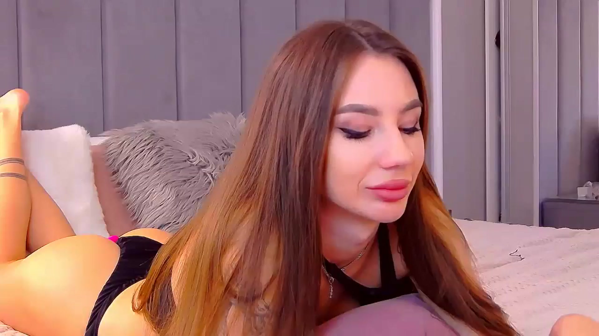 Gallery image thumbnail from SelenaLo's myfreecams stream on, 06/06/2024, 11:38 image 17 of 20