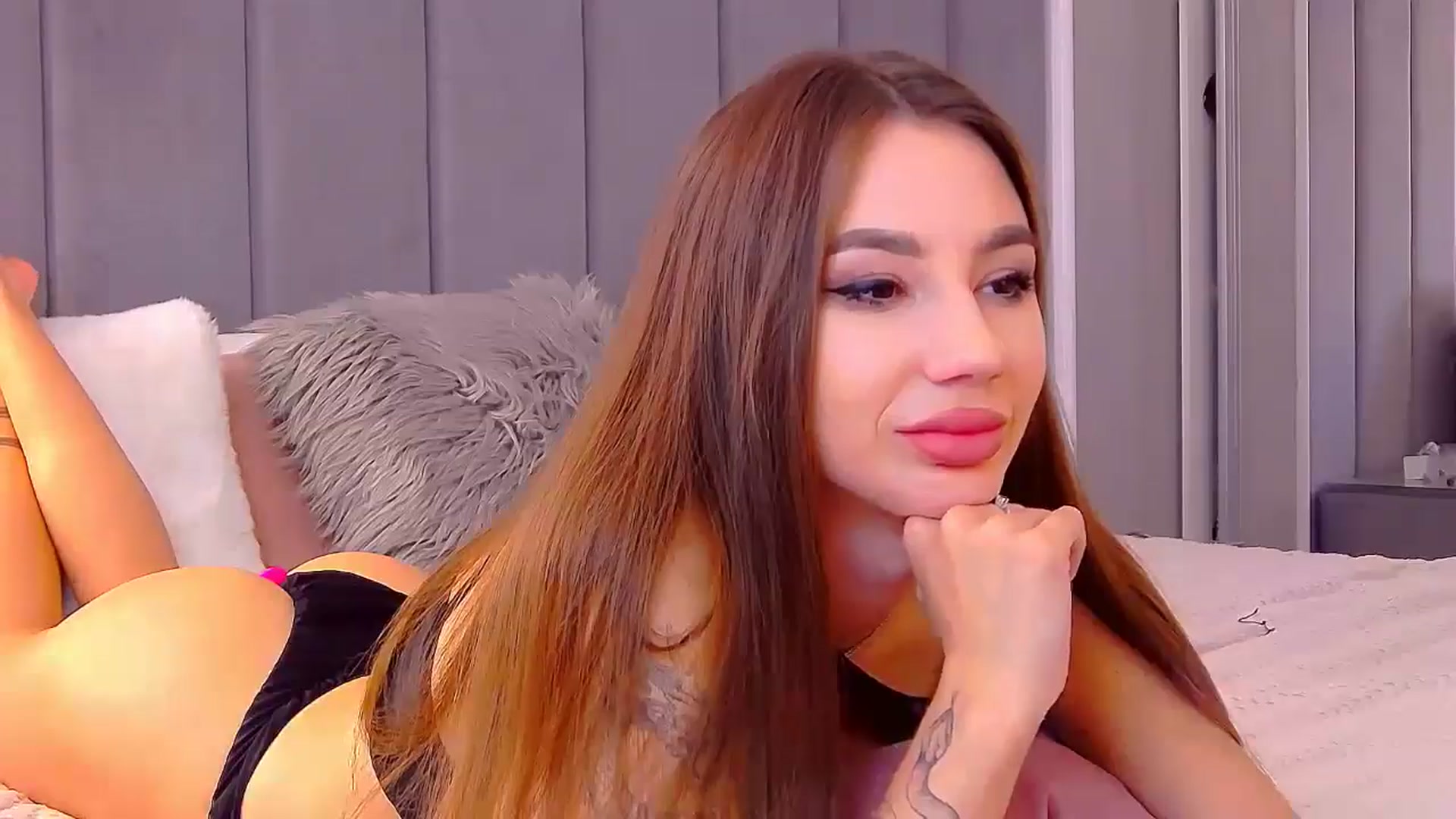 Gallery image thumbnail from SelenaLo's myfreecams stream on, 06/06/2024, 11:38 image 13 of 20
