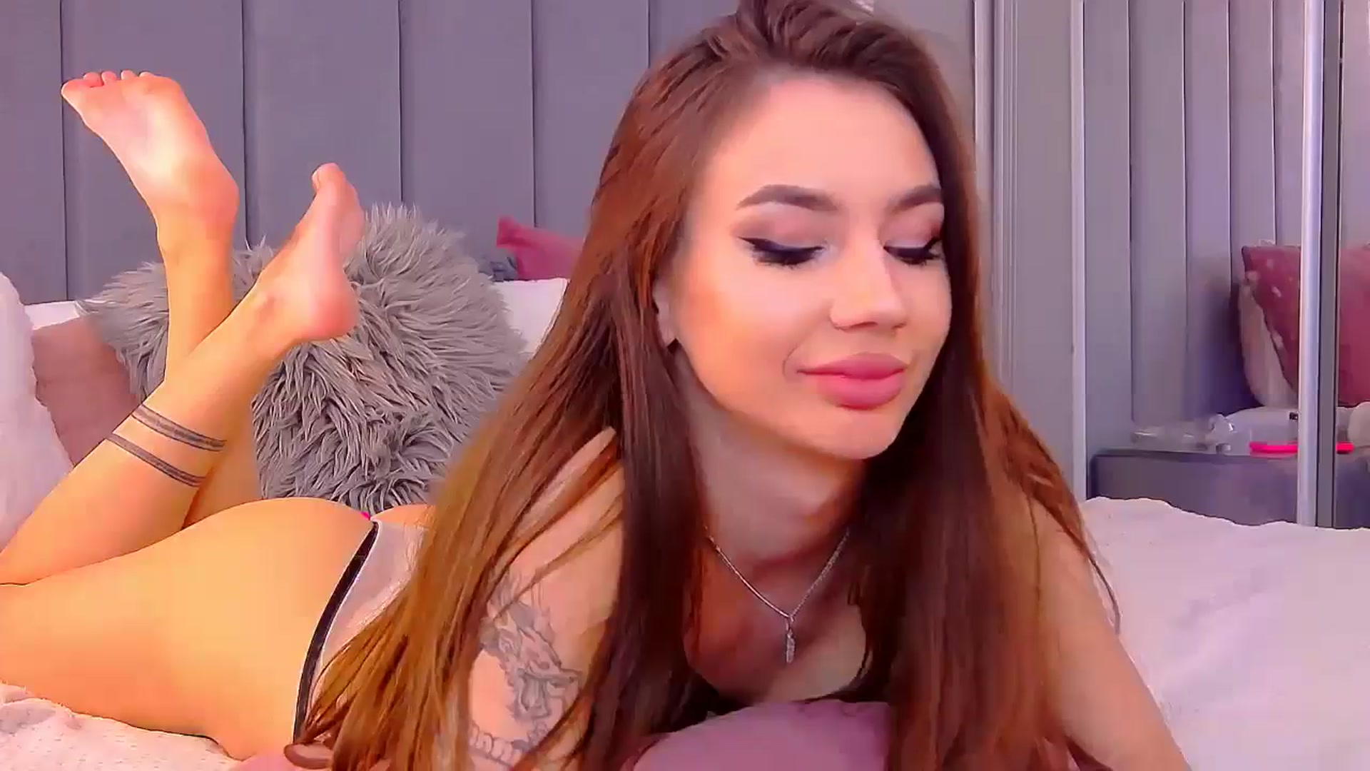 Gallery image thumbnail from SelenaLo's myfreecams stream on, 06/07/2024, 20:56 image 15 of 20