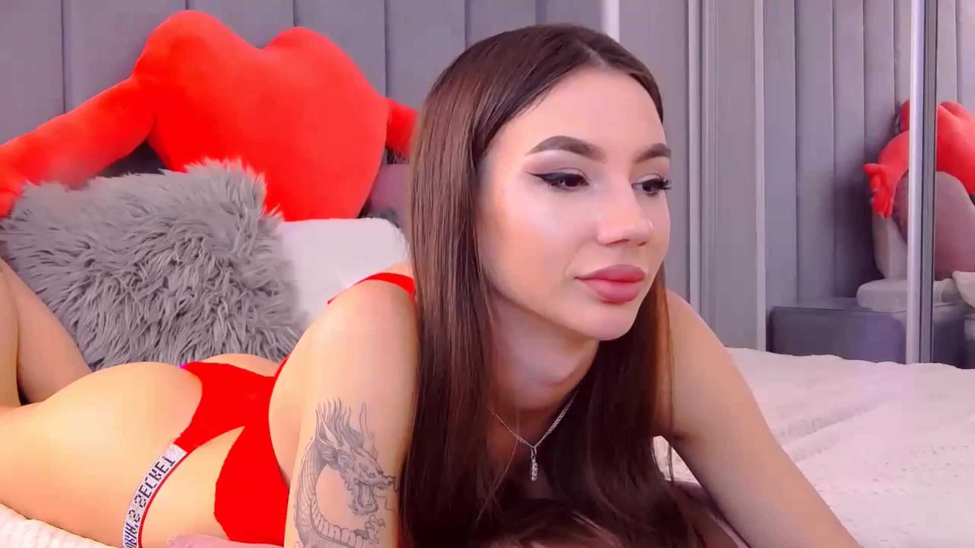 Gallery image thumbnail from SelenaLo's myfreecams stream on, 06/19/2024, 06:51 image 19 of 20