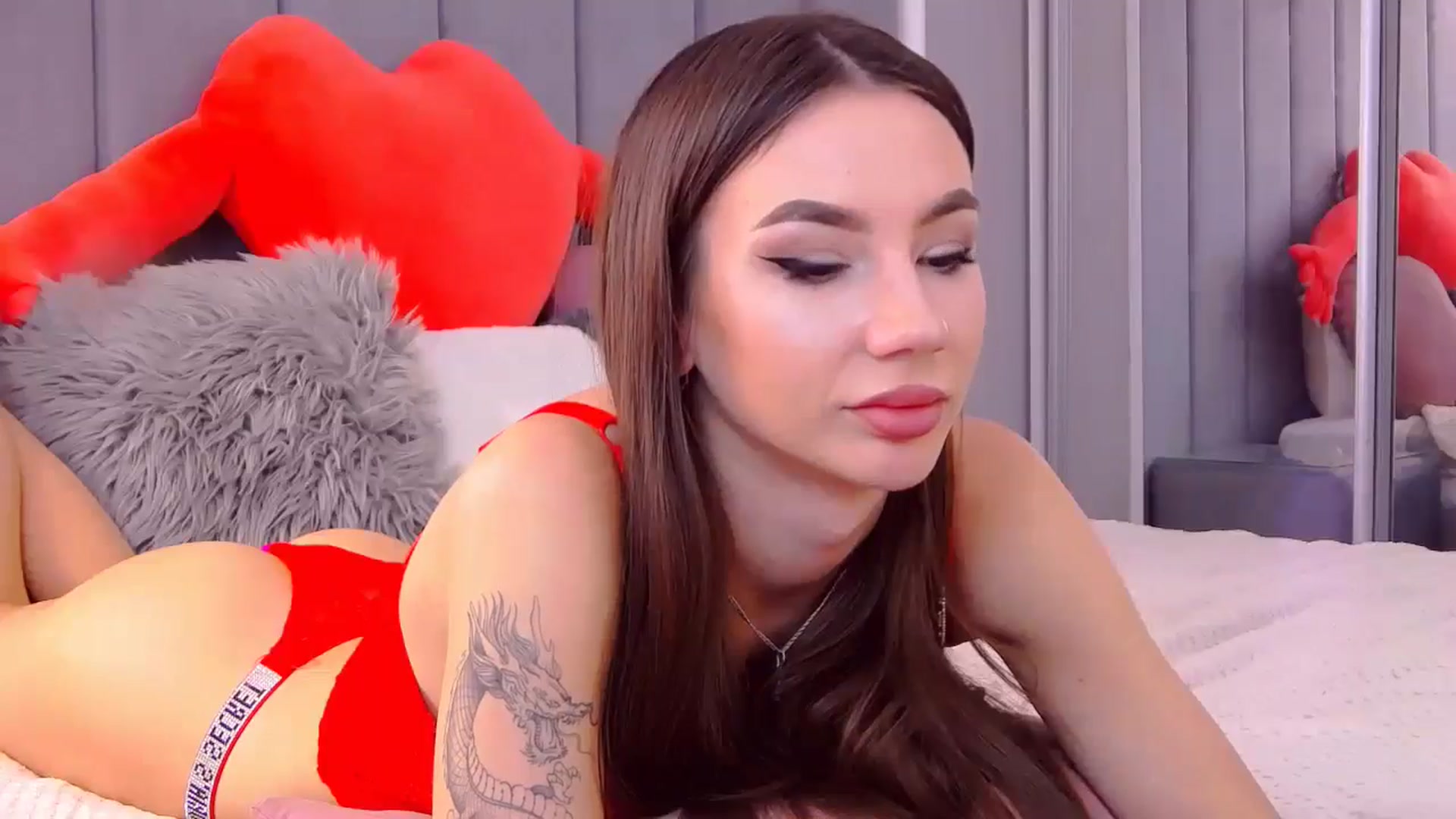 Gallery image thumbnail from SelenaLo's myfreecams stream on, 06/19/2024, 06:51 image 11 of 20