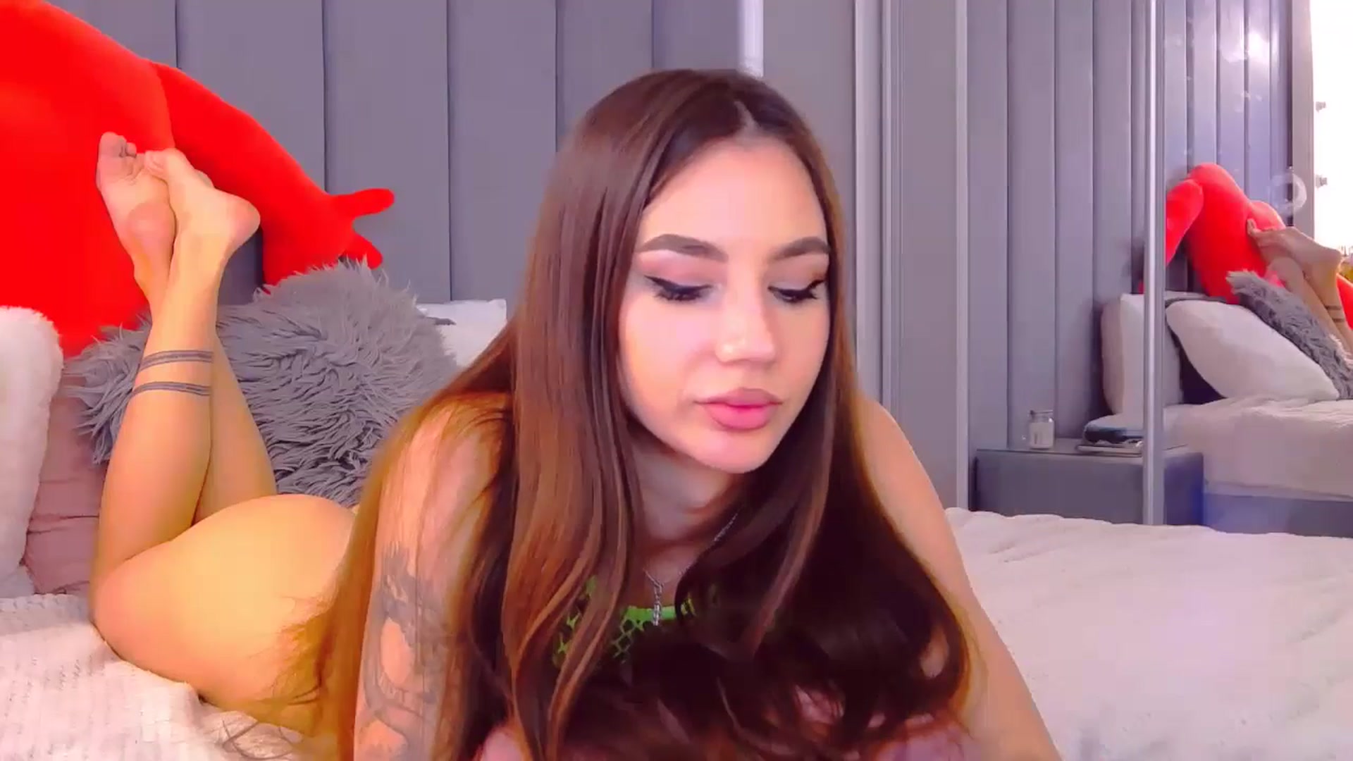 Gallery image thumbnail from SelenaLo's myfreecams stream on, 06/26/2024, 07:21 image 2 of 20