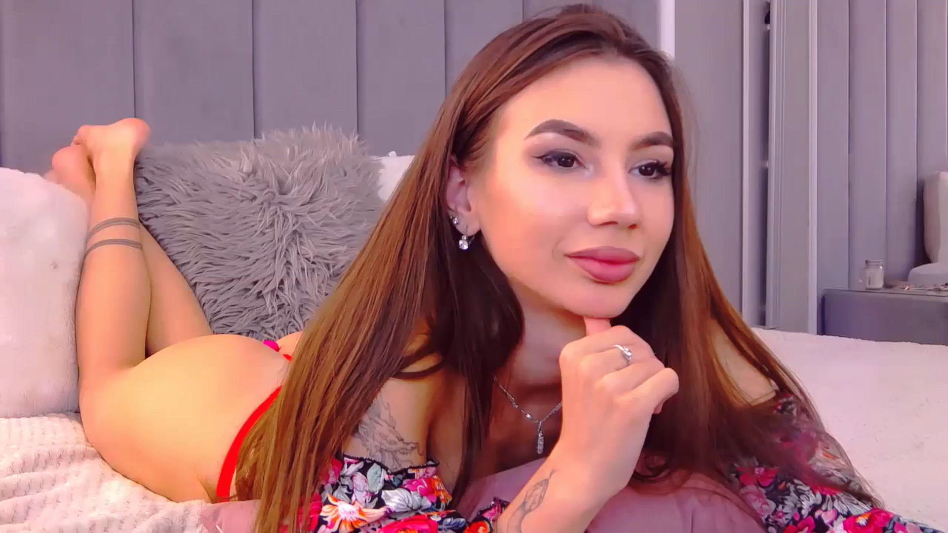 Gallery image thumbnail from SelenaLo's myfreecams stream on, 06/27/2024, 07:43 image 15 of 20