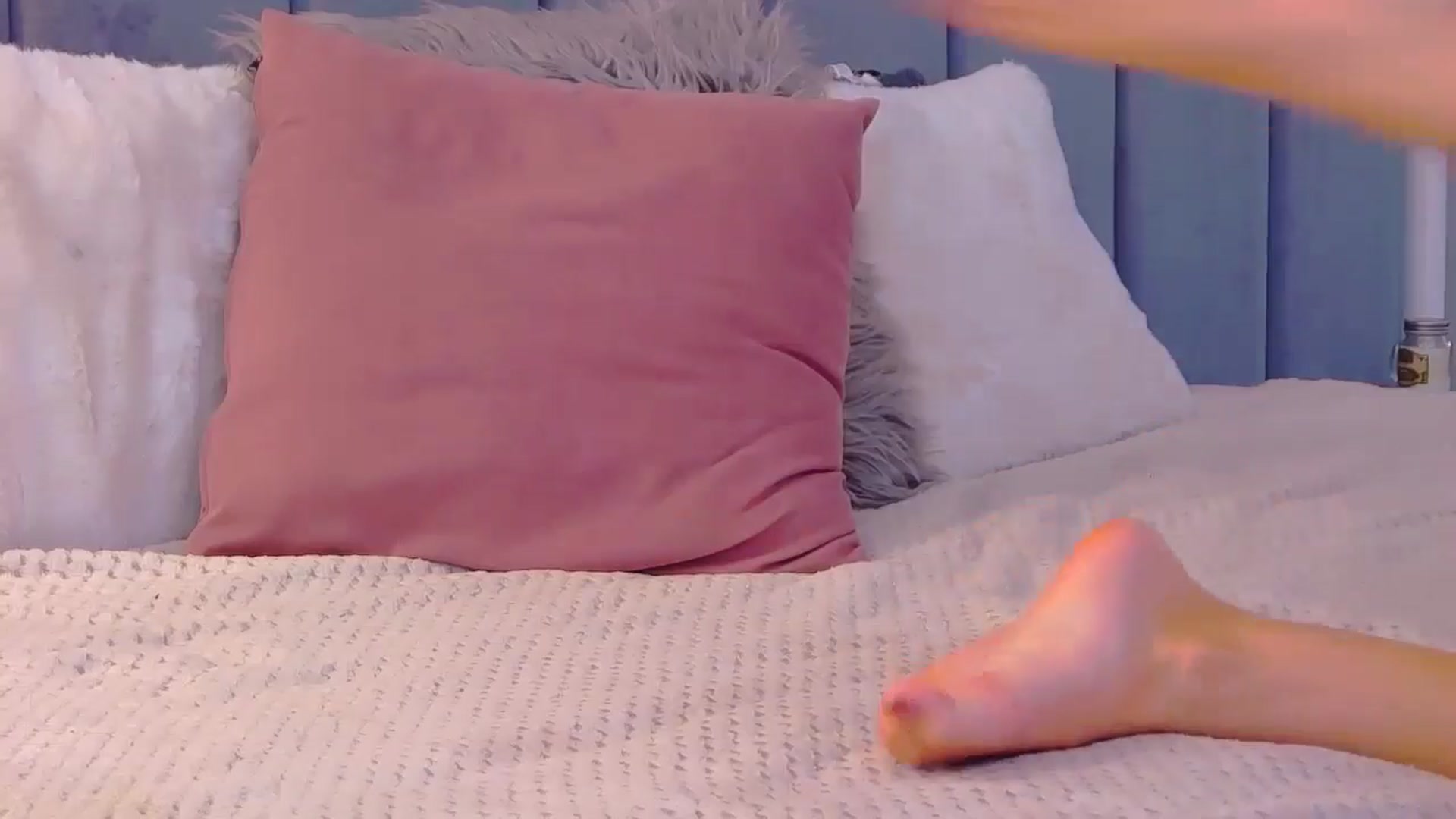 Gallery image thumbnail from SelenaLo's myfreecams stream on, 06/27/2024, 15:13 image 7 of 20